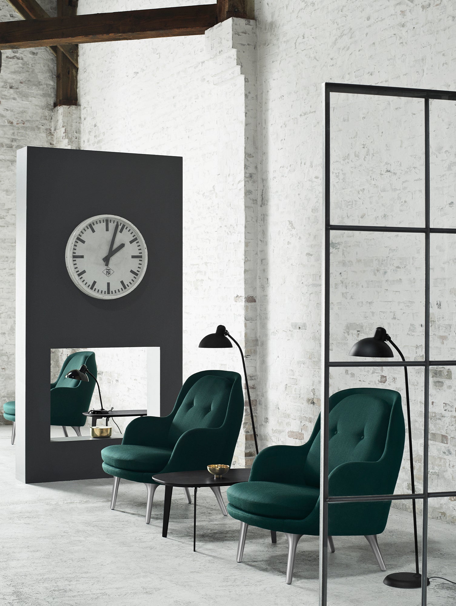 Fri Lounge Chair JH4 - Single Upholstery by Fritz Hansen / Balder 982