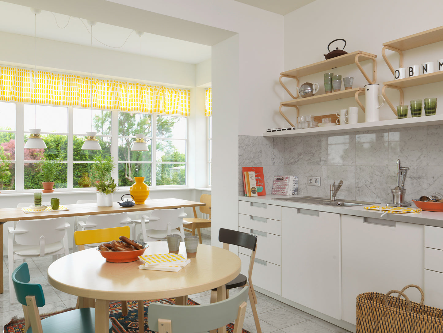 Wall Shelf 112 B