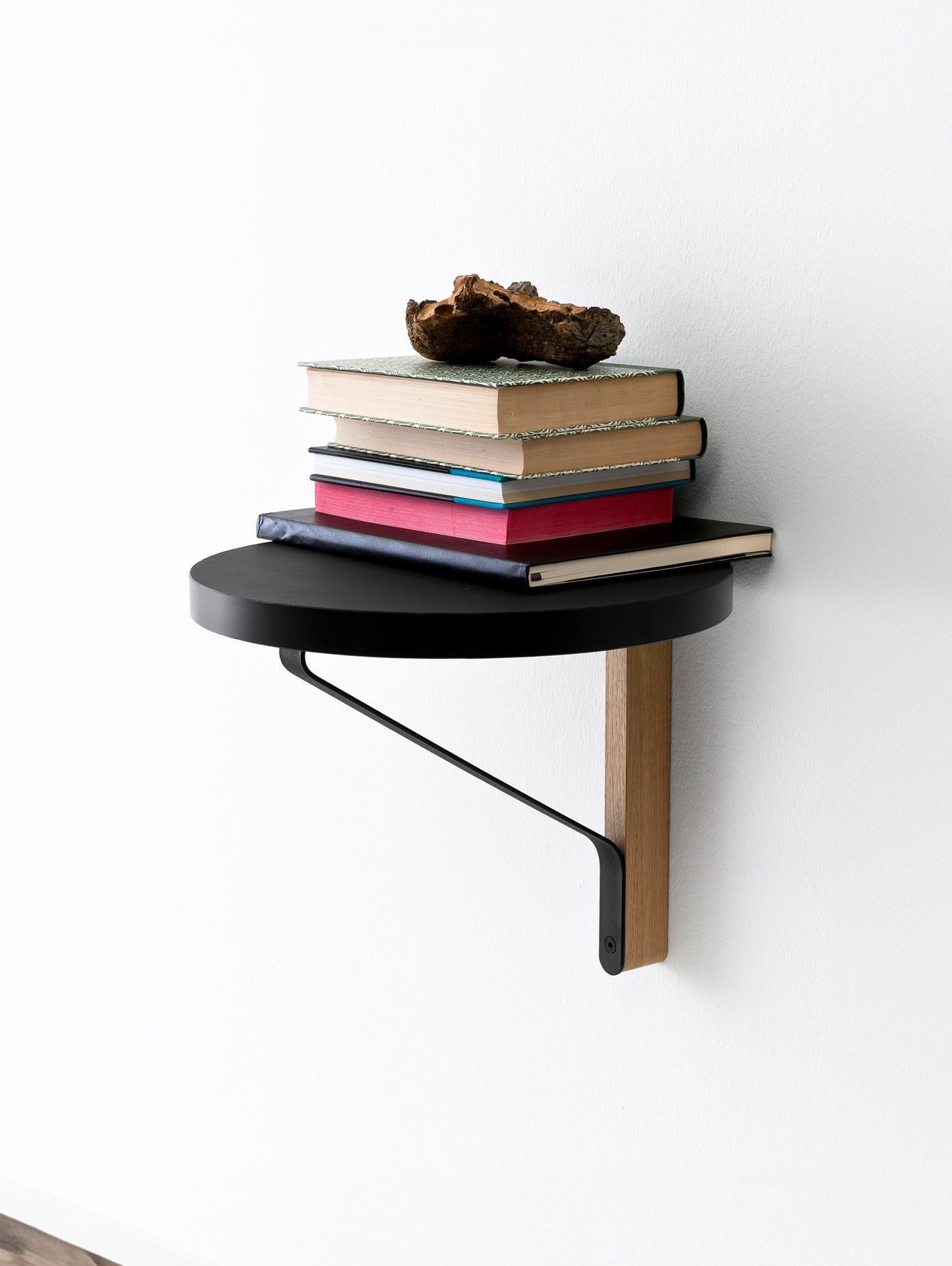 Kaari Wall Console REB 007 by Artek - Varnished Oak Wall Bracket / Black Linoleum / Black Edge