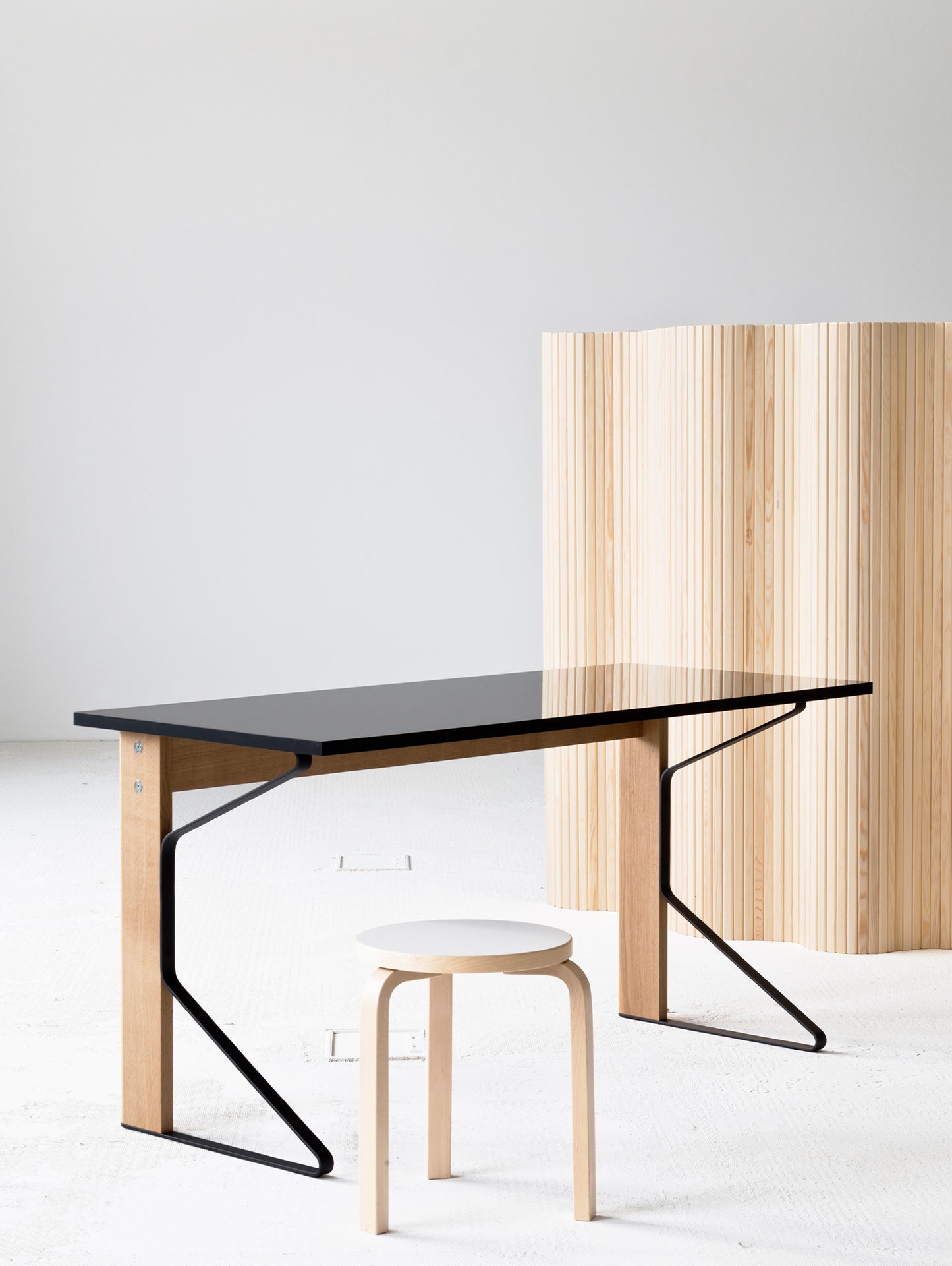 Screen 100 by Artek