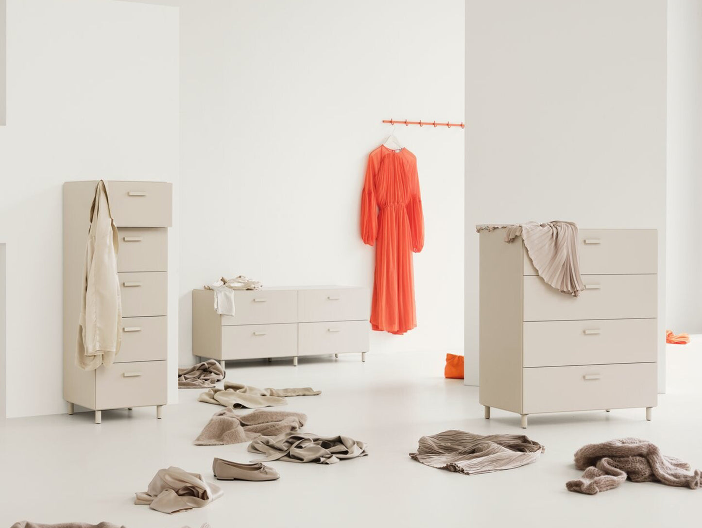 Relief Drawers with Legs - Wide by String - Beige