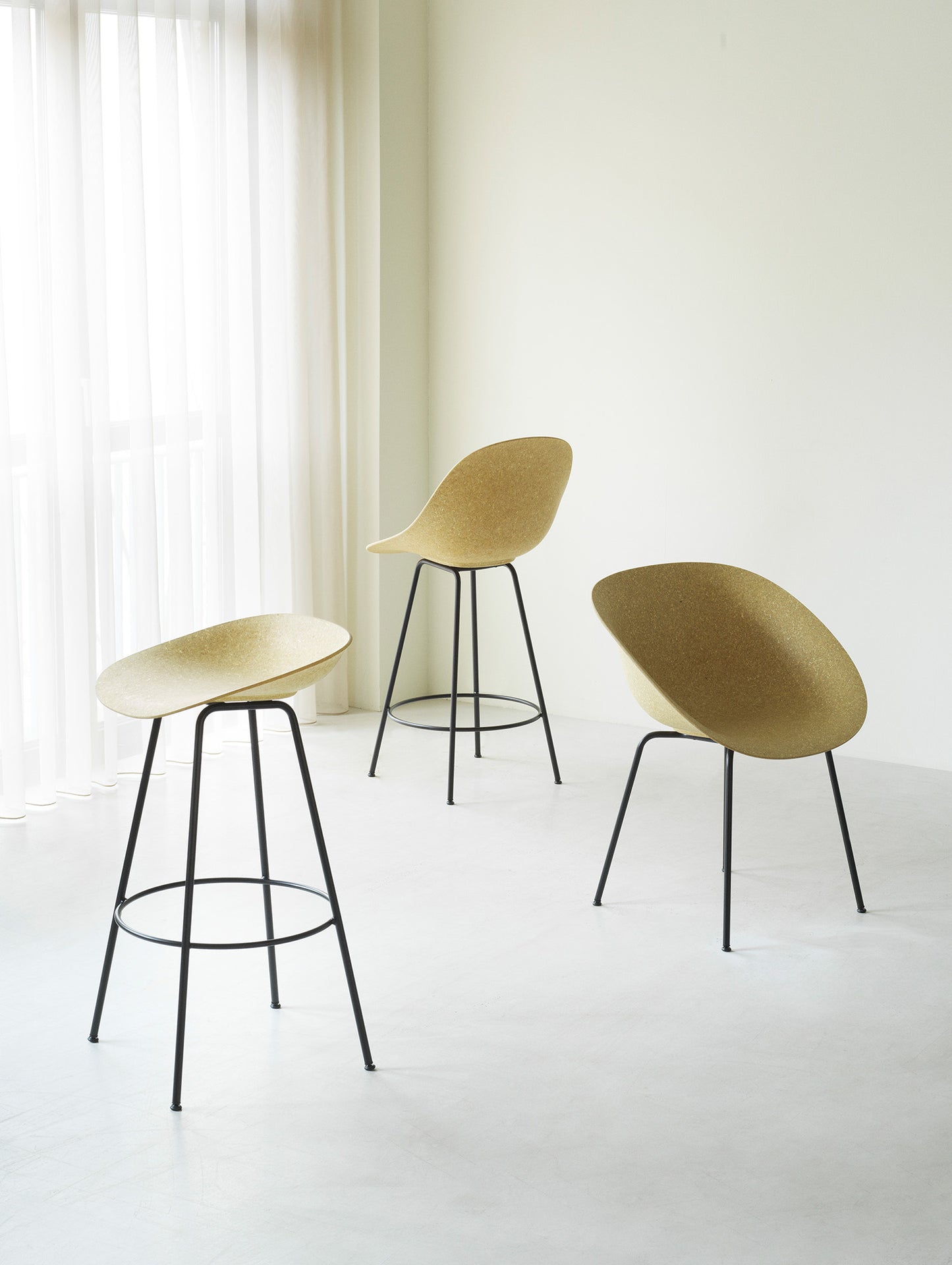 Mat Armchair - Steel by Normann Copenhagen - Black Base / Hemp