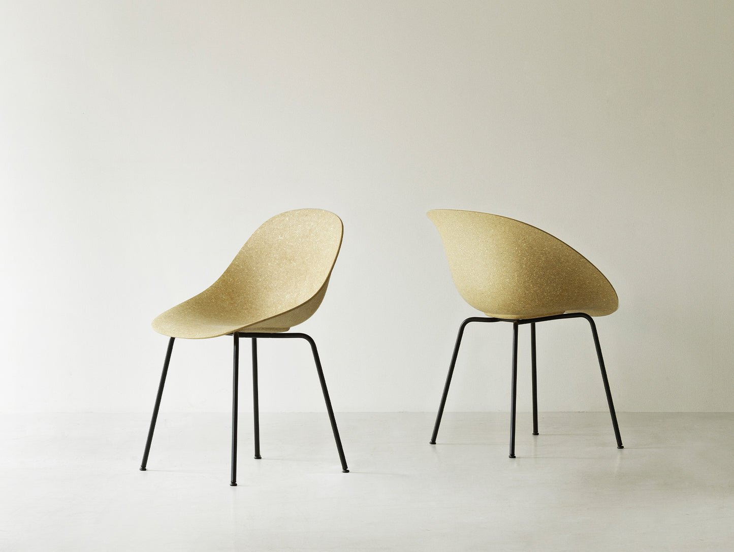 Mat Armchair - Steel by Normann Copenhagen - Black Base / Hemp