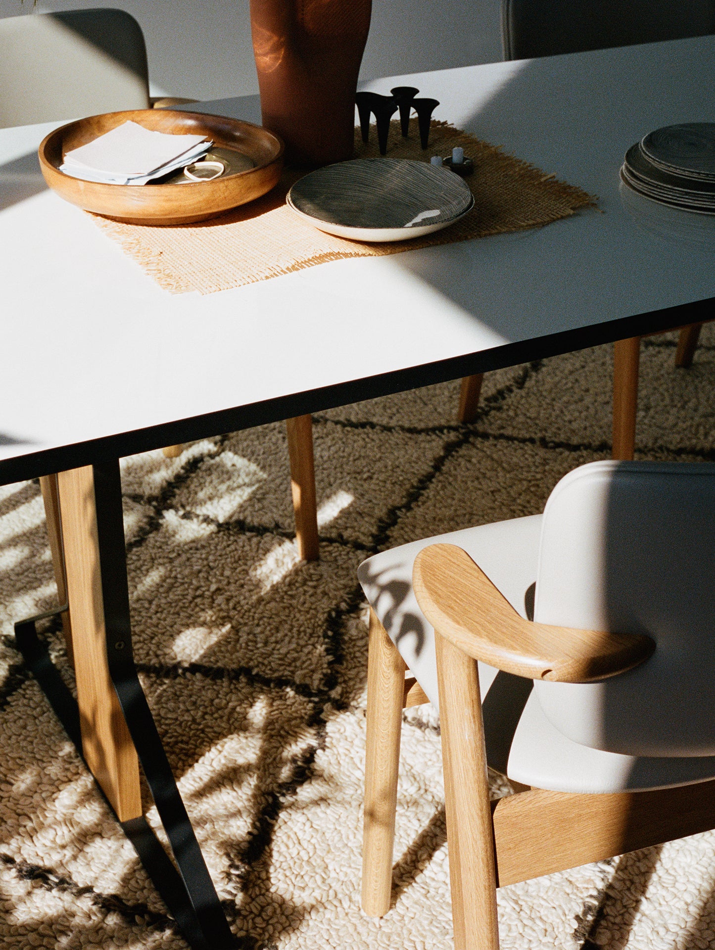 Kaari Table Rectangular by Artek - White Gloss HPL Tabletop / Natural Oak Base