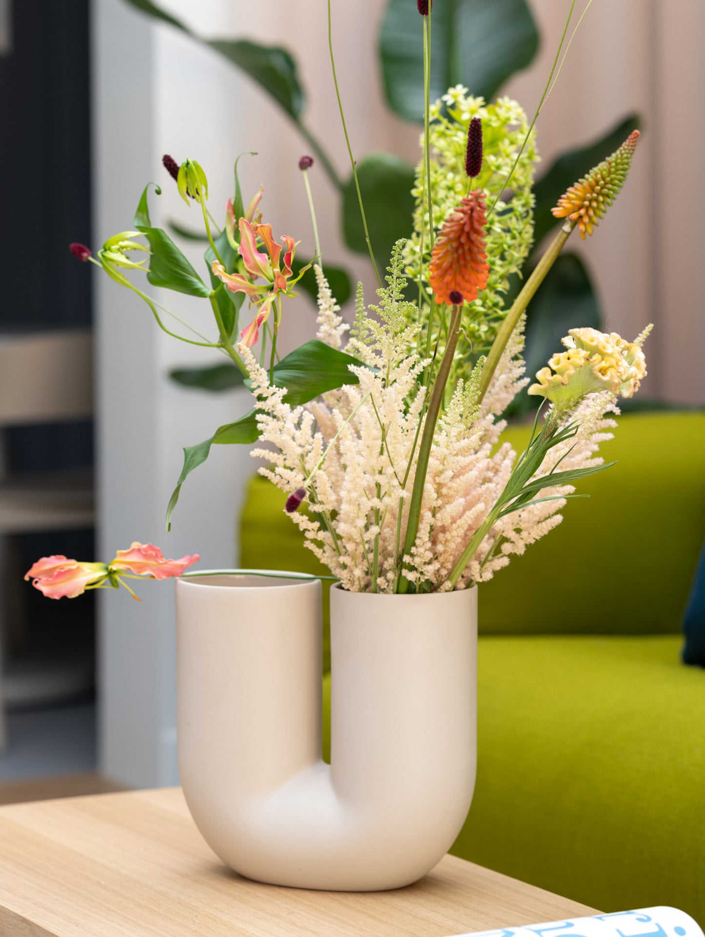 Kink Vase by Muuto