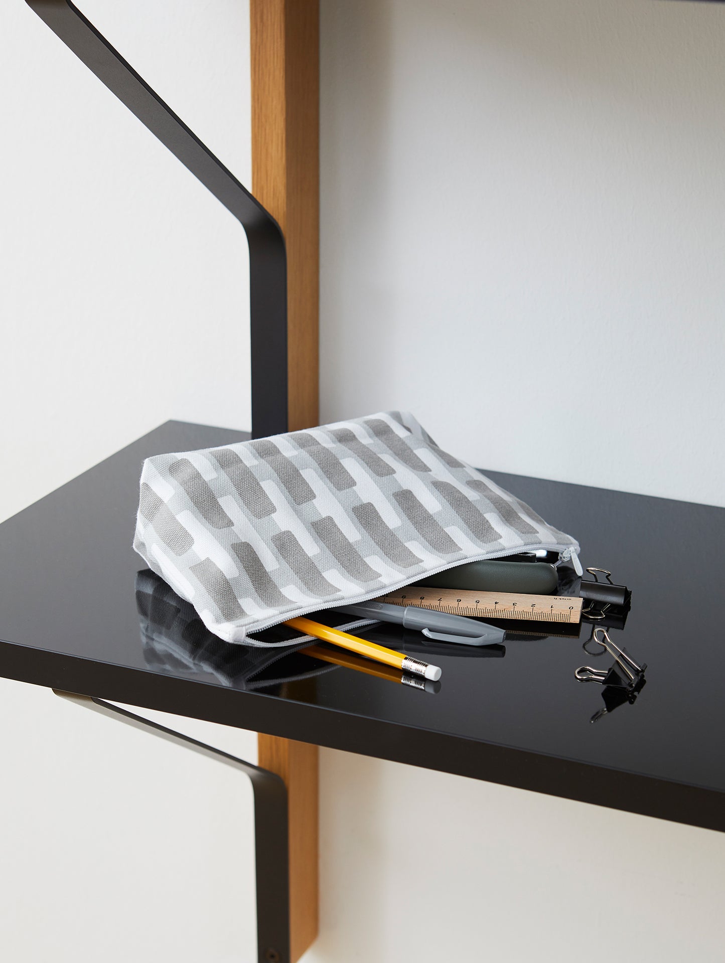 Kaari Wall Shelf by Artek - REB 009