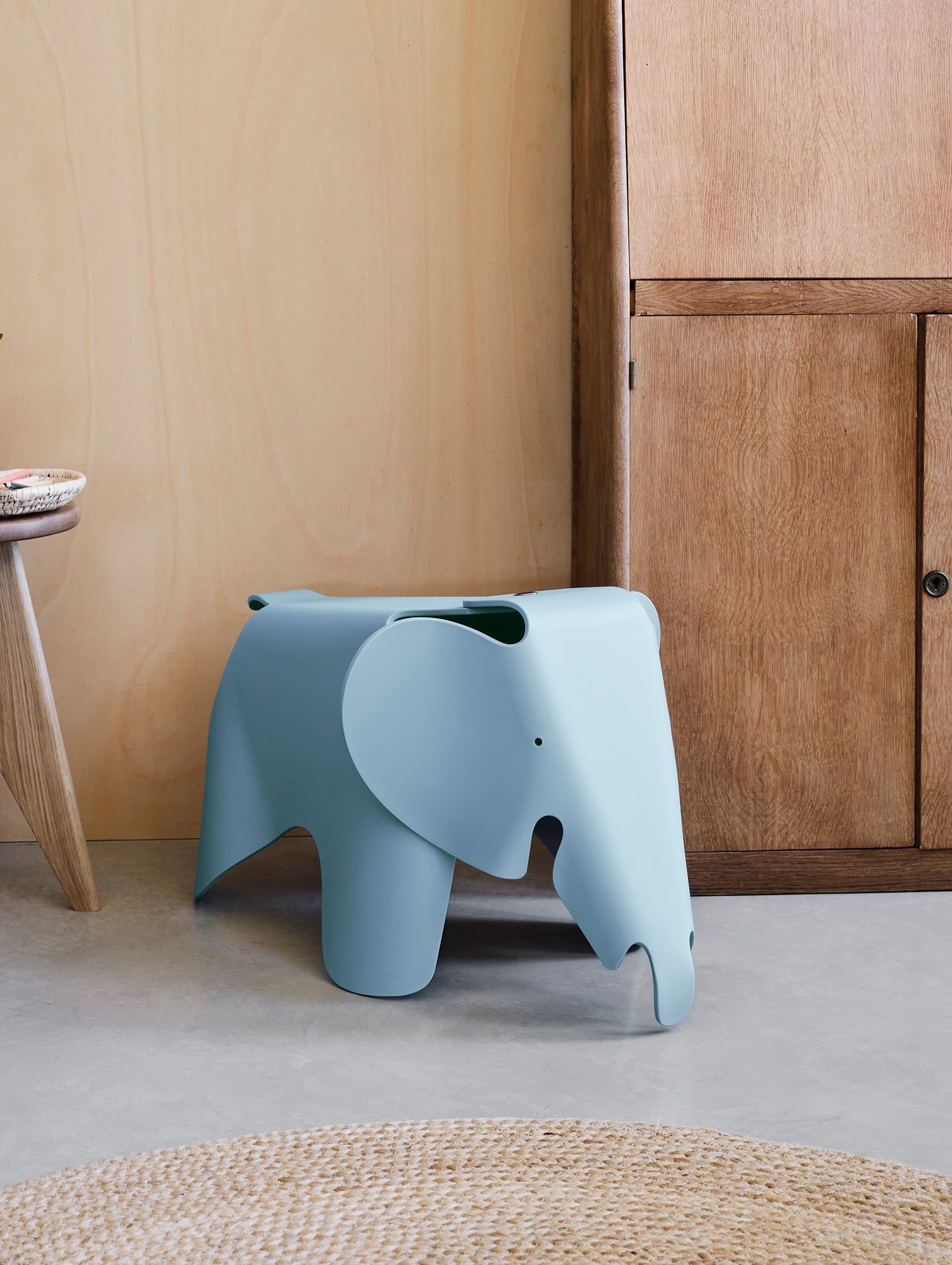 Eames Elephant RE by Vitra – Really Well Made