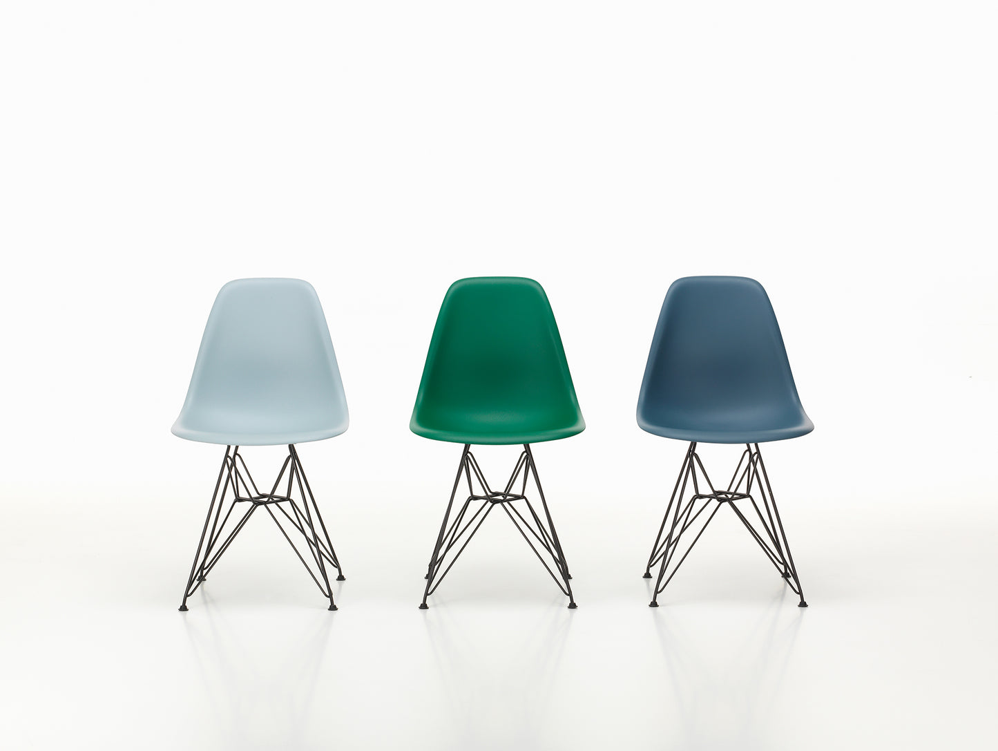 Eames DSR Plastic Side Chair RE by Vitra