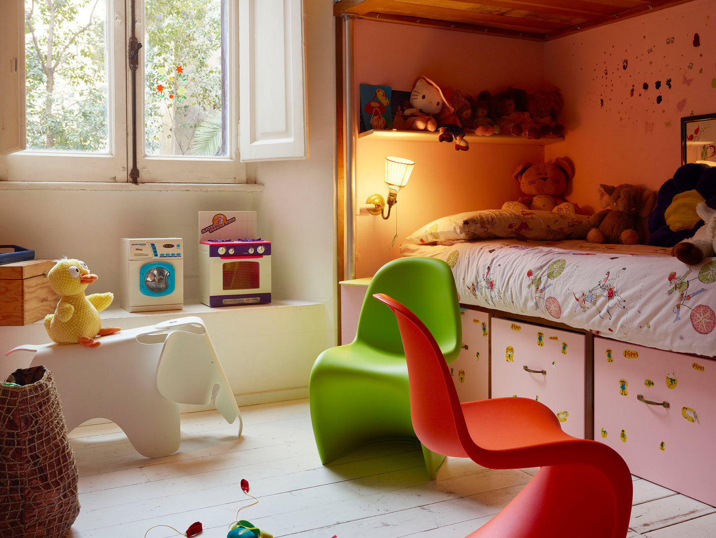 Eames Elephant RE by Vitra - White