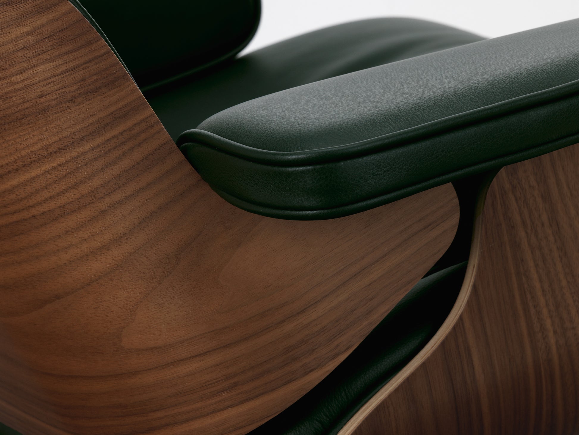 Eames Lounge Chair by Vitra - Lacquered Walnut / Jade Premium Leather