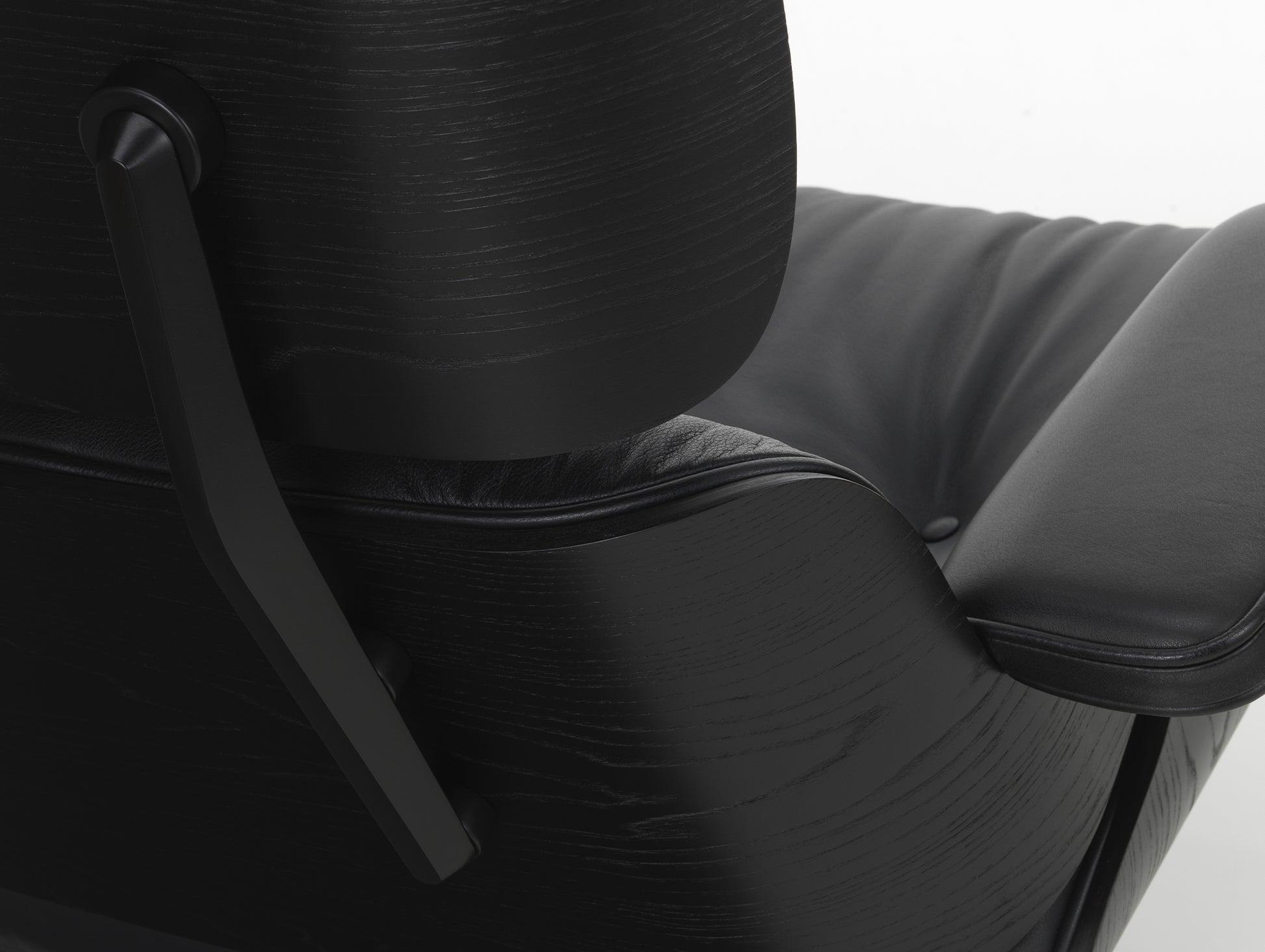 Eames Lounge Chair by Vitra - Black Lacquered Chestnut / Nero Premium Leather