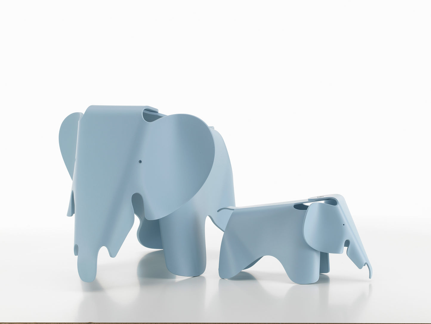 Eames Elephant RE by Vitra - Sky Blue