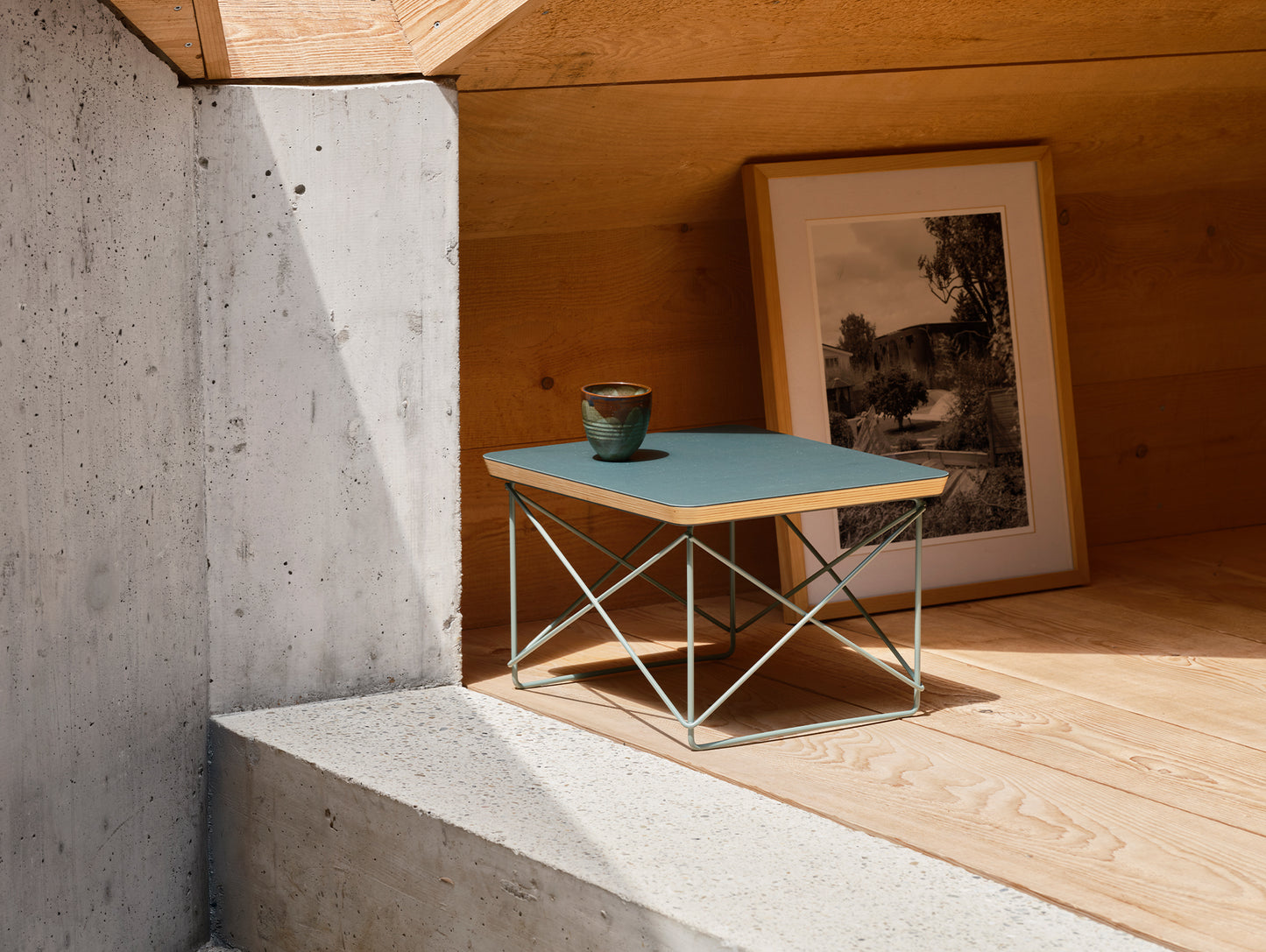 Eames Occasional Table LTR by Vitra - Jade Linoleum / Eames Sea Foam Green Base