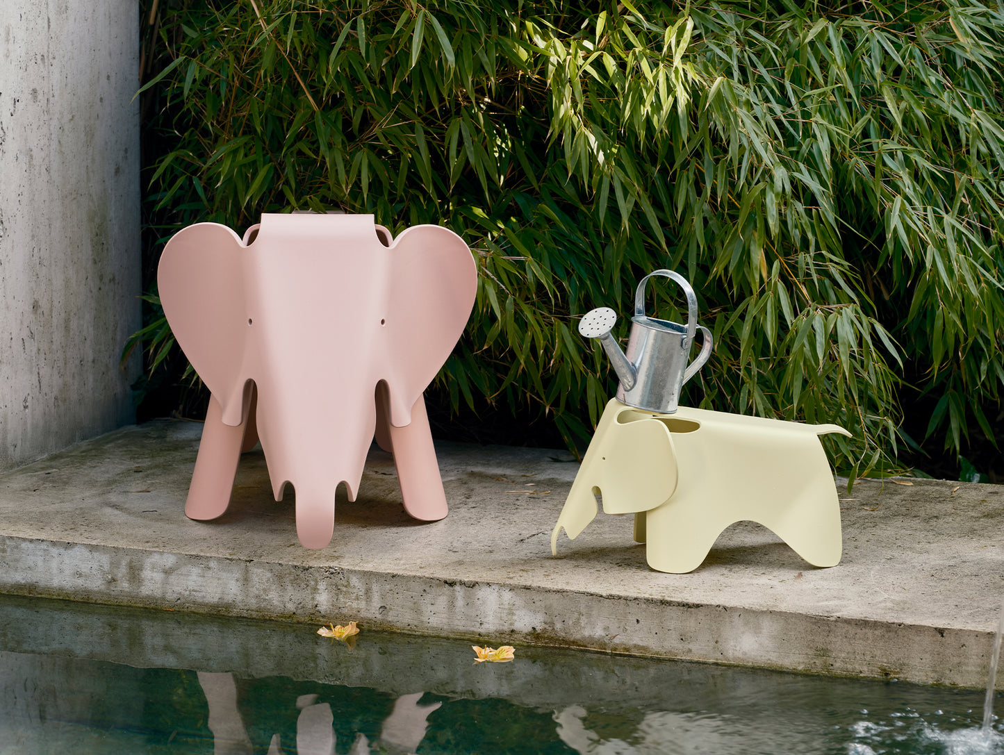 Eames Elephant RE by Vitra - Pale Rose