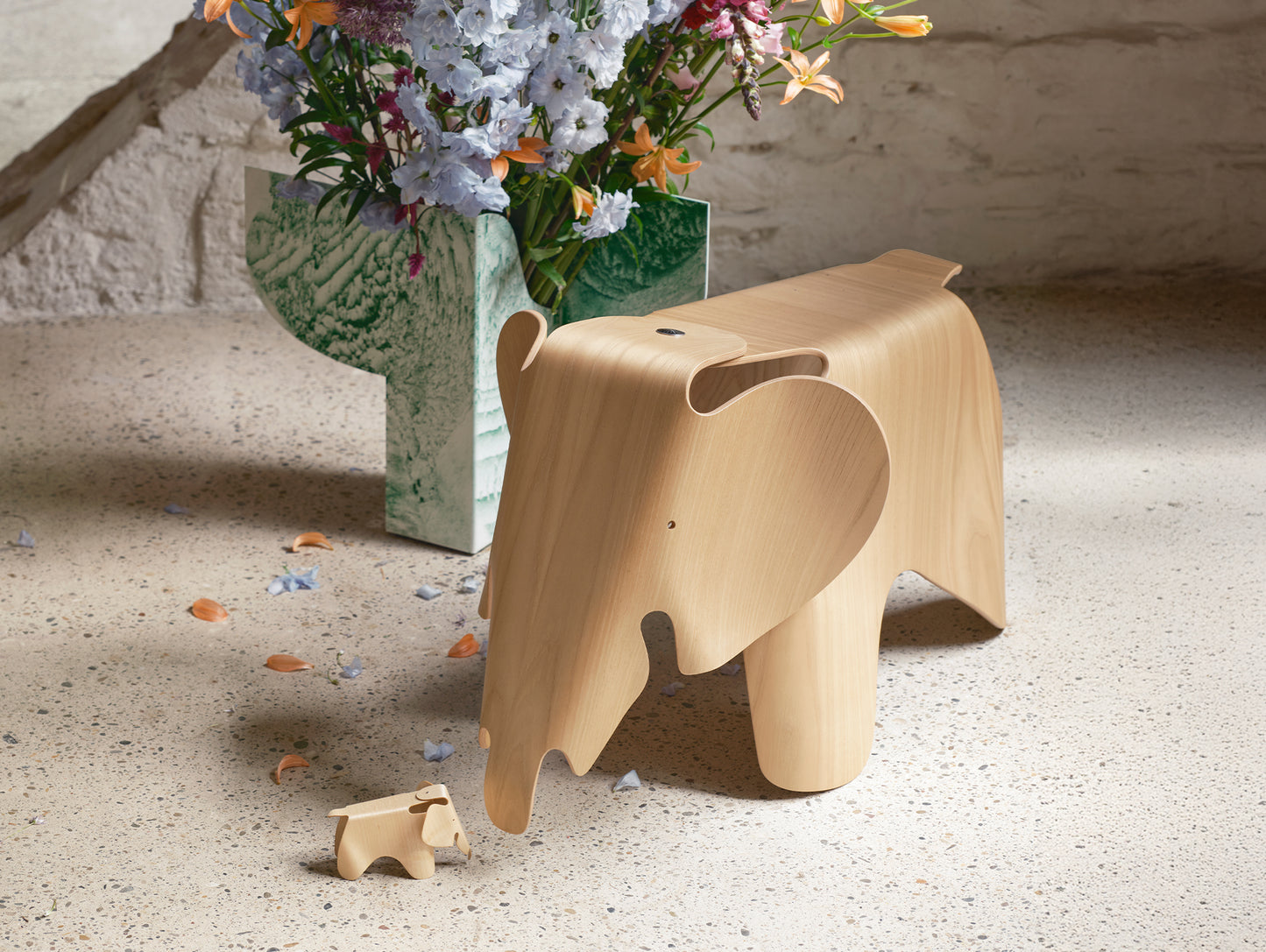 Eames Plywood Elephant