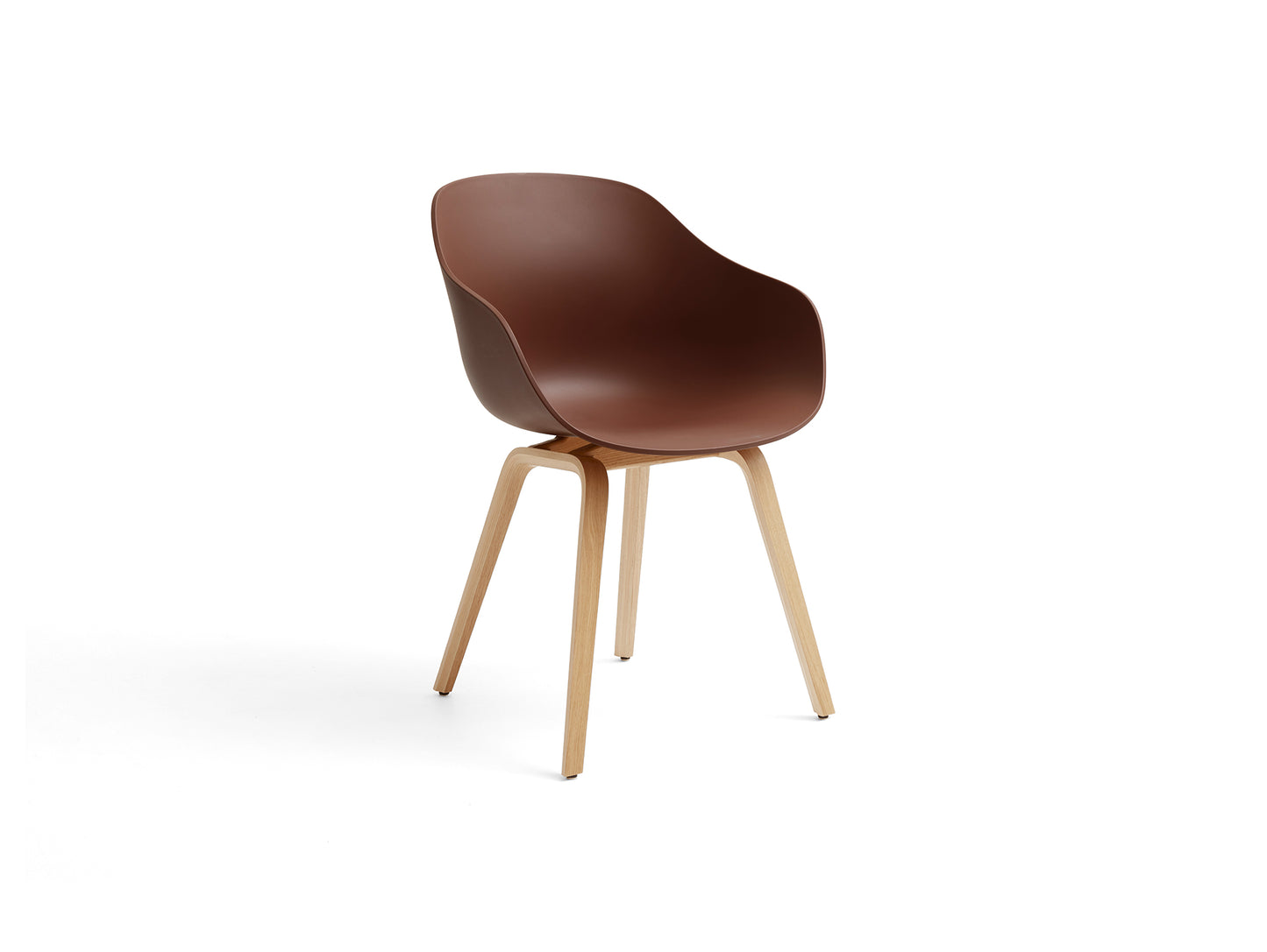 About A Chair AAC 222 - New Colours by HAY / Soft Brick Shell / Lacquered Oak Base