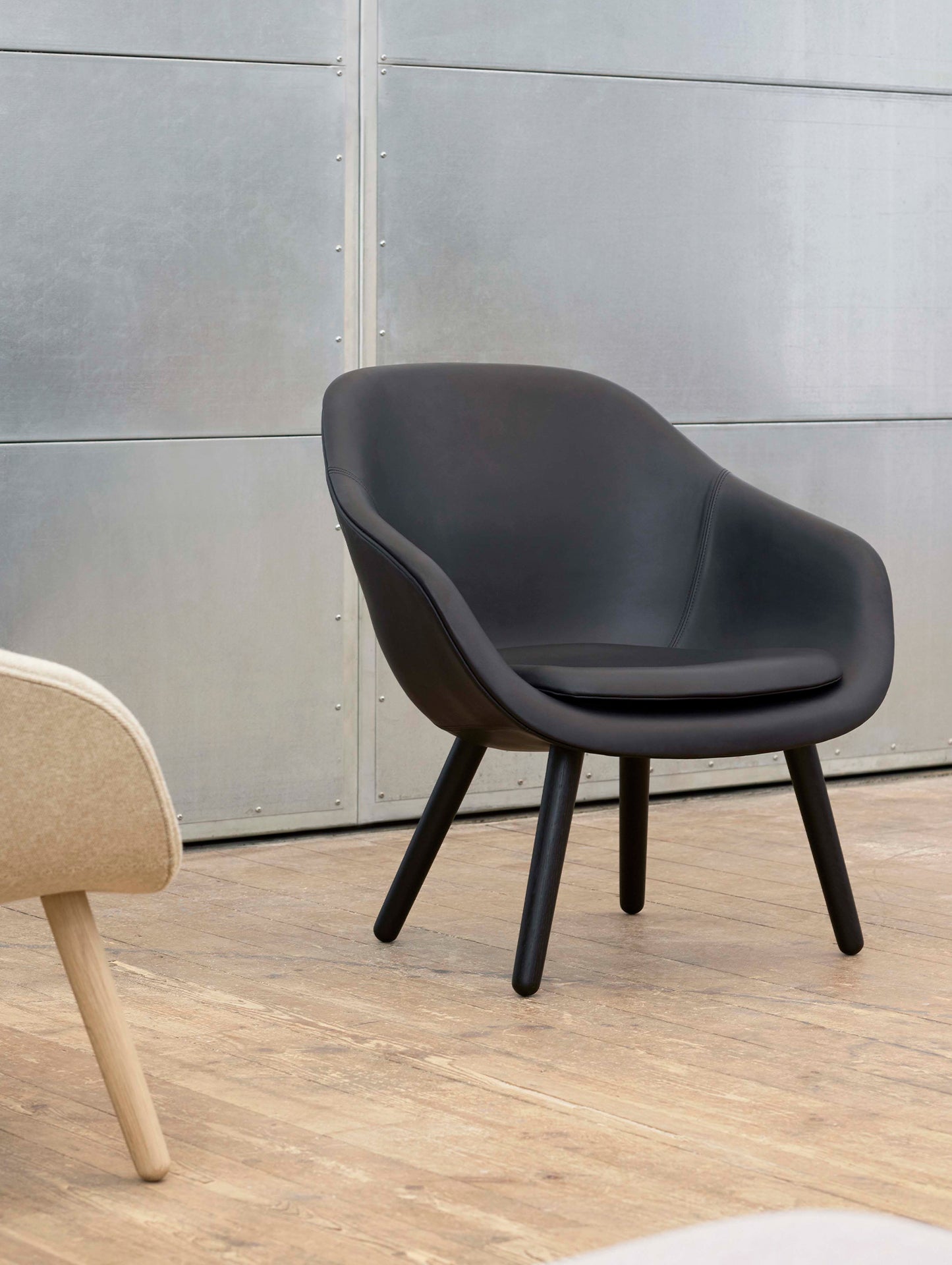 About A Lounge Chair - AAL 82 by HAY / Black Sense Leather / Black Lacquered Oak Base