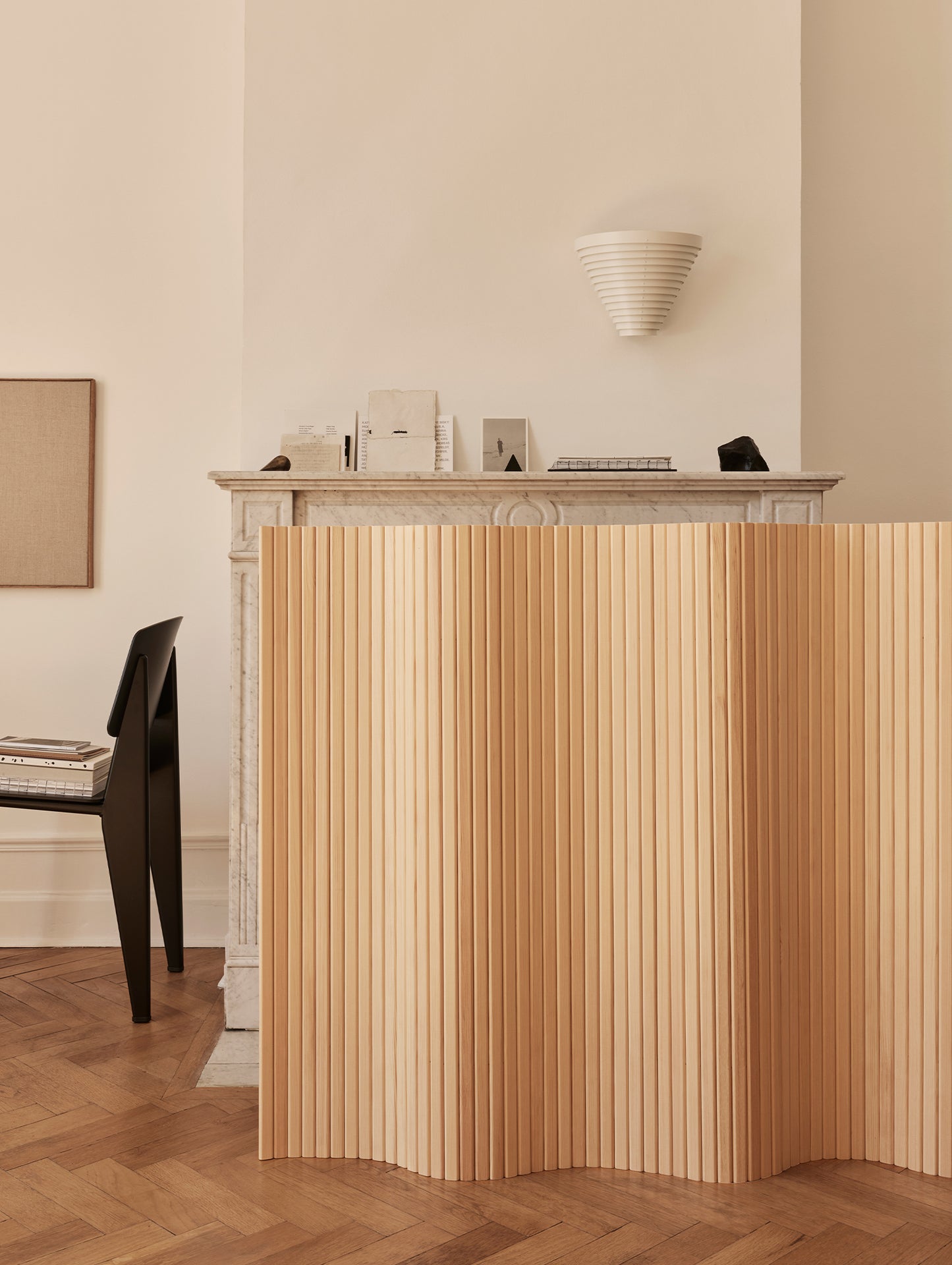 Screen 100C by Artek