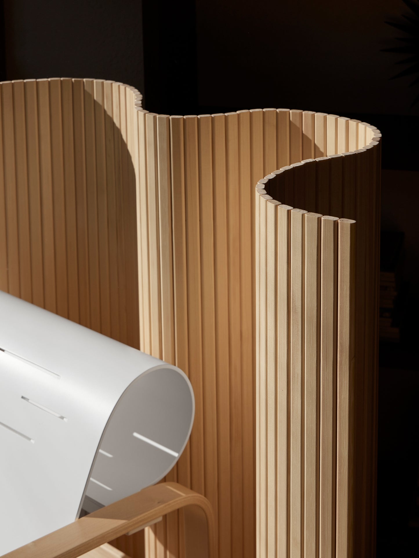 Screen 100C by Artek