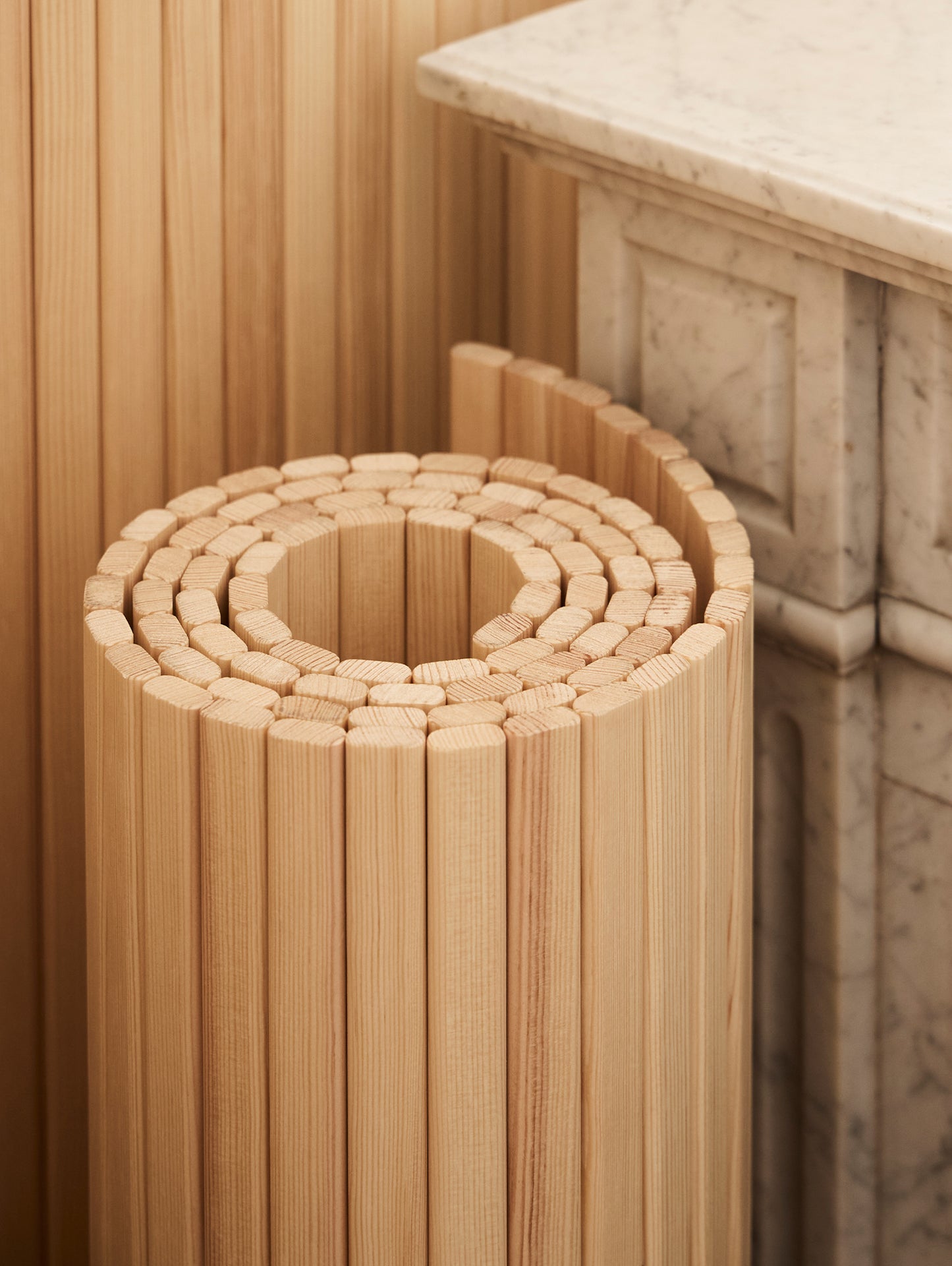 Screen 100C by Artek