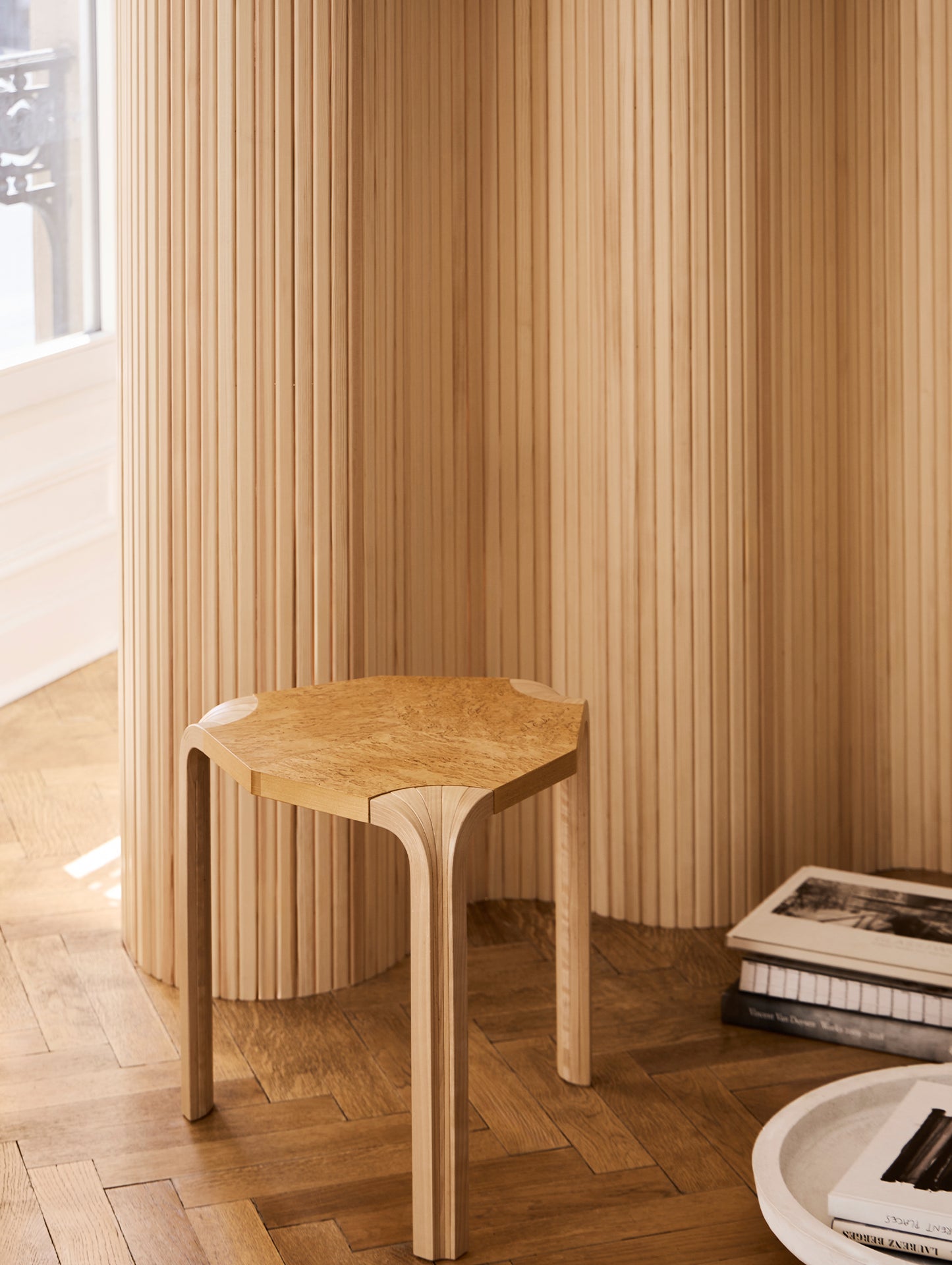 Screen 100A by Artek