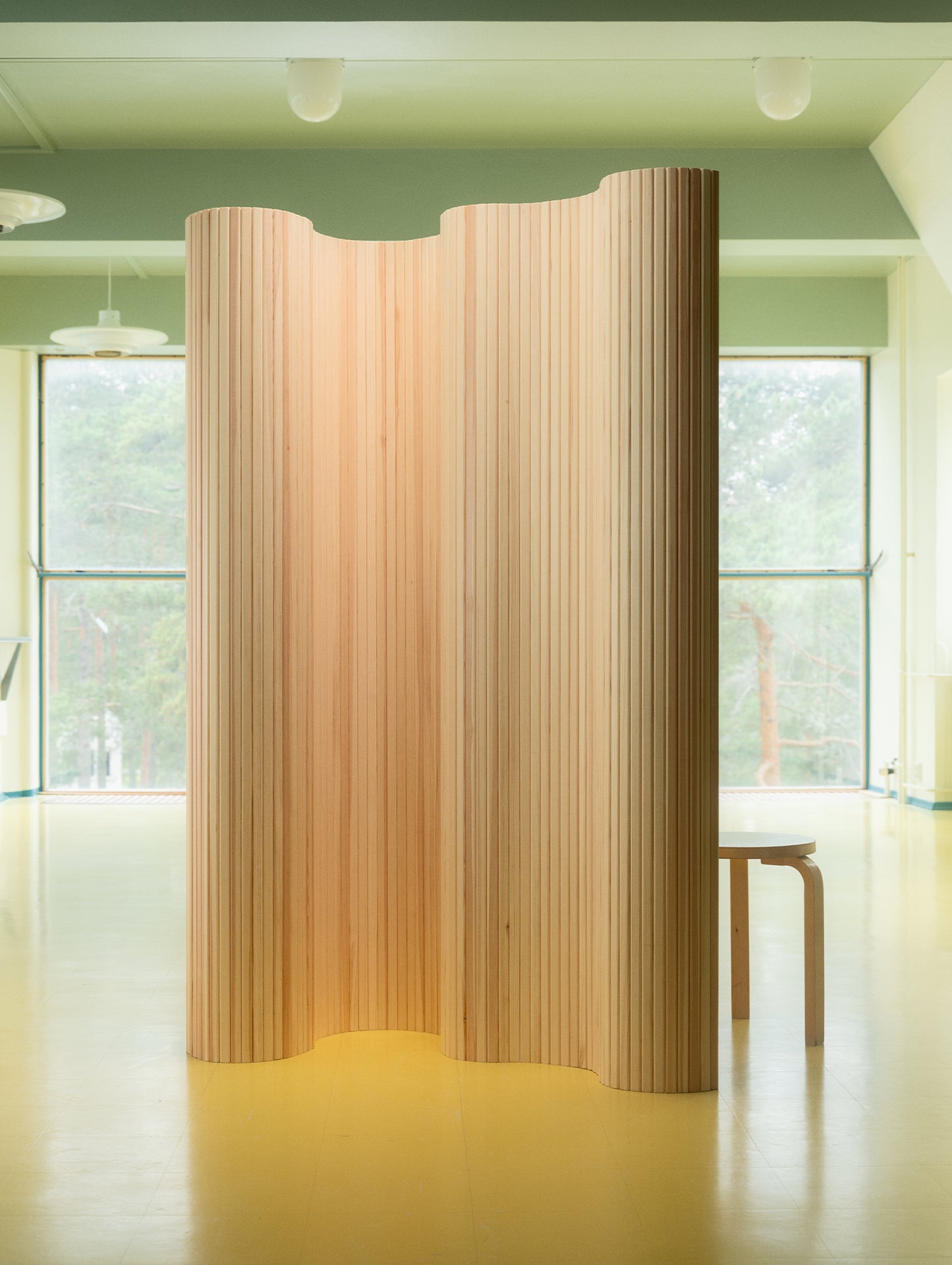 Screen 100A by Artek