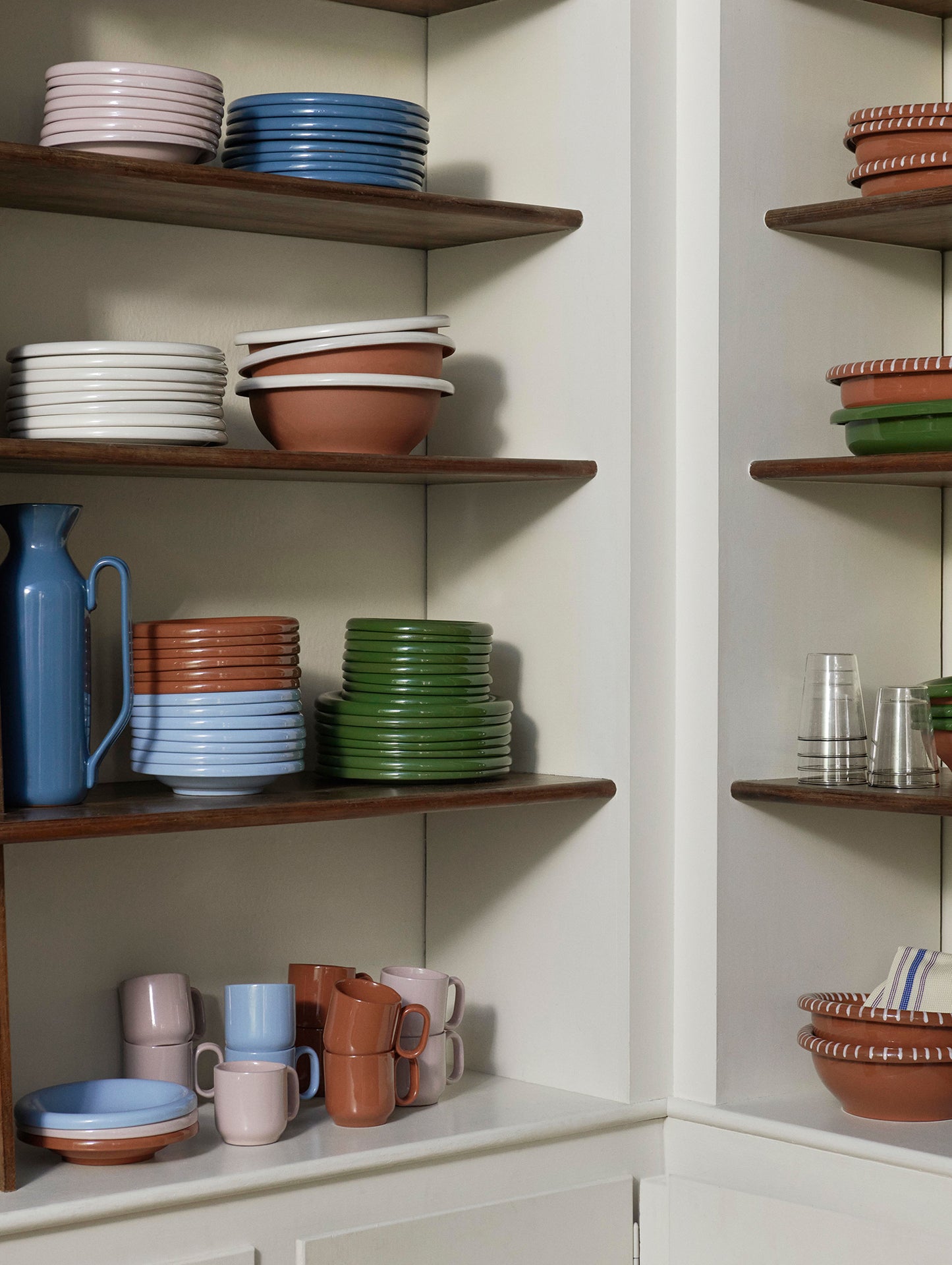 Barro Salad Bowl by HAY
