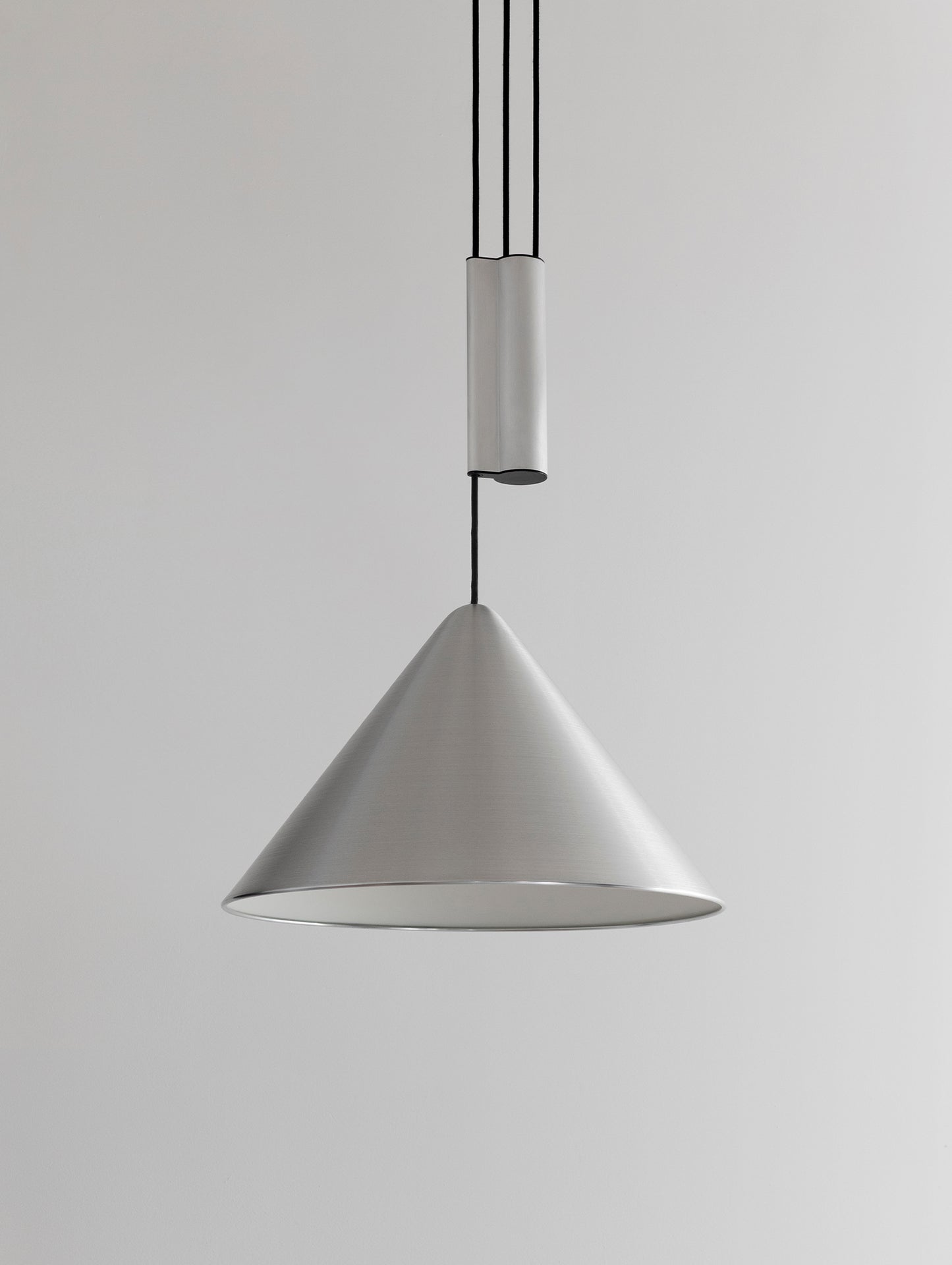 Compass Adjustable Pendant Lamp