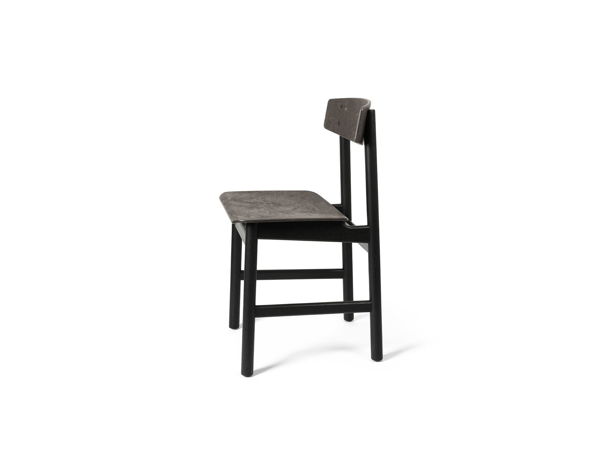 Conscious Chair 3162 by Mater - Black Stained Oak / Coffee Waste Black