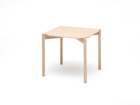 Castor Table by Karimoku New Standard - 75x75 cm / Lacquered Oak
