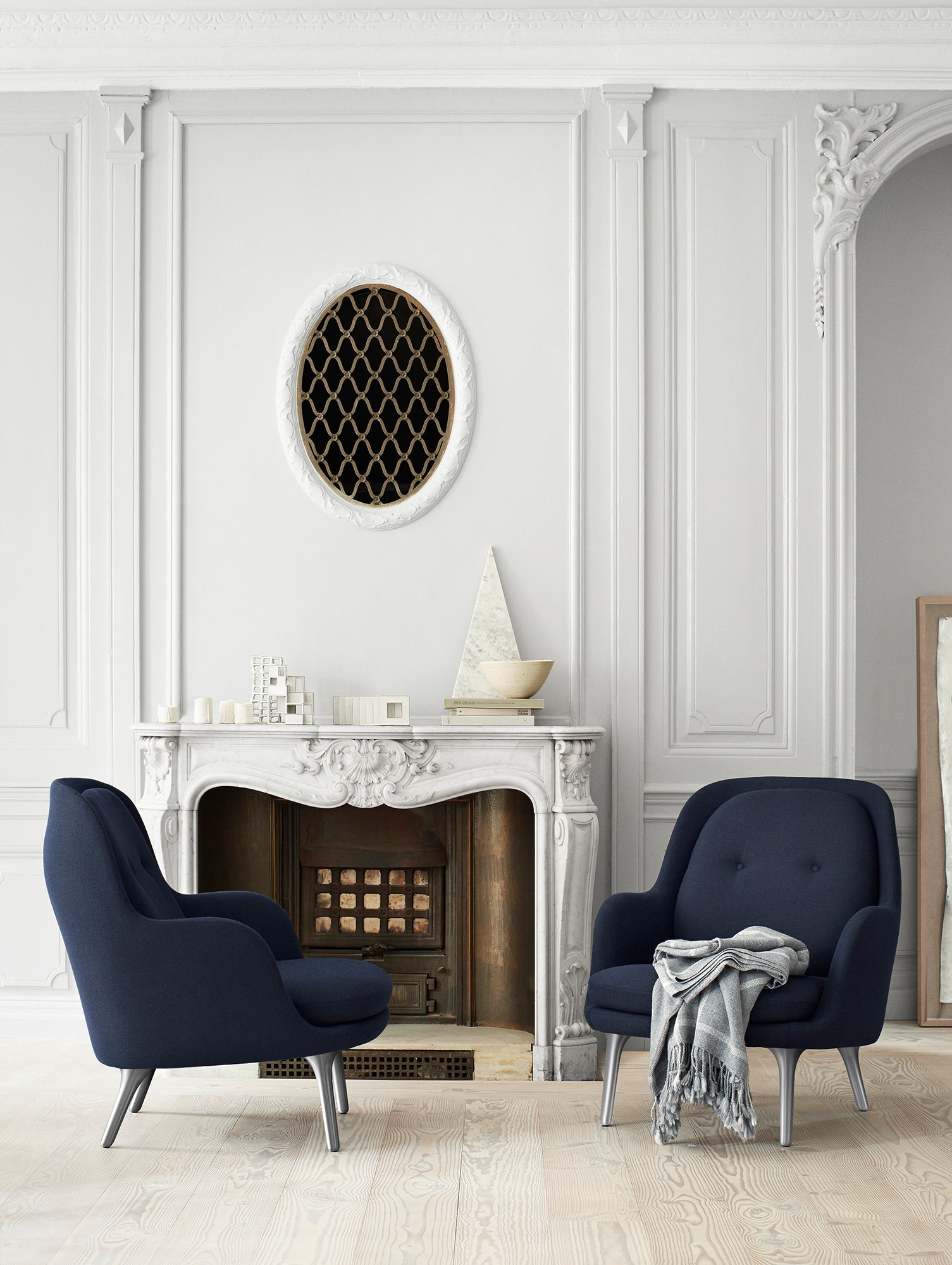 Fri Lounge Chair JH4 - Single Upholstery by Fritz Hansen / Sunniva 192