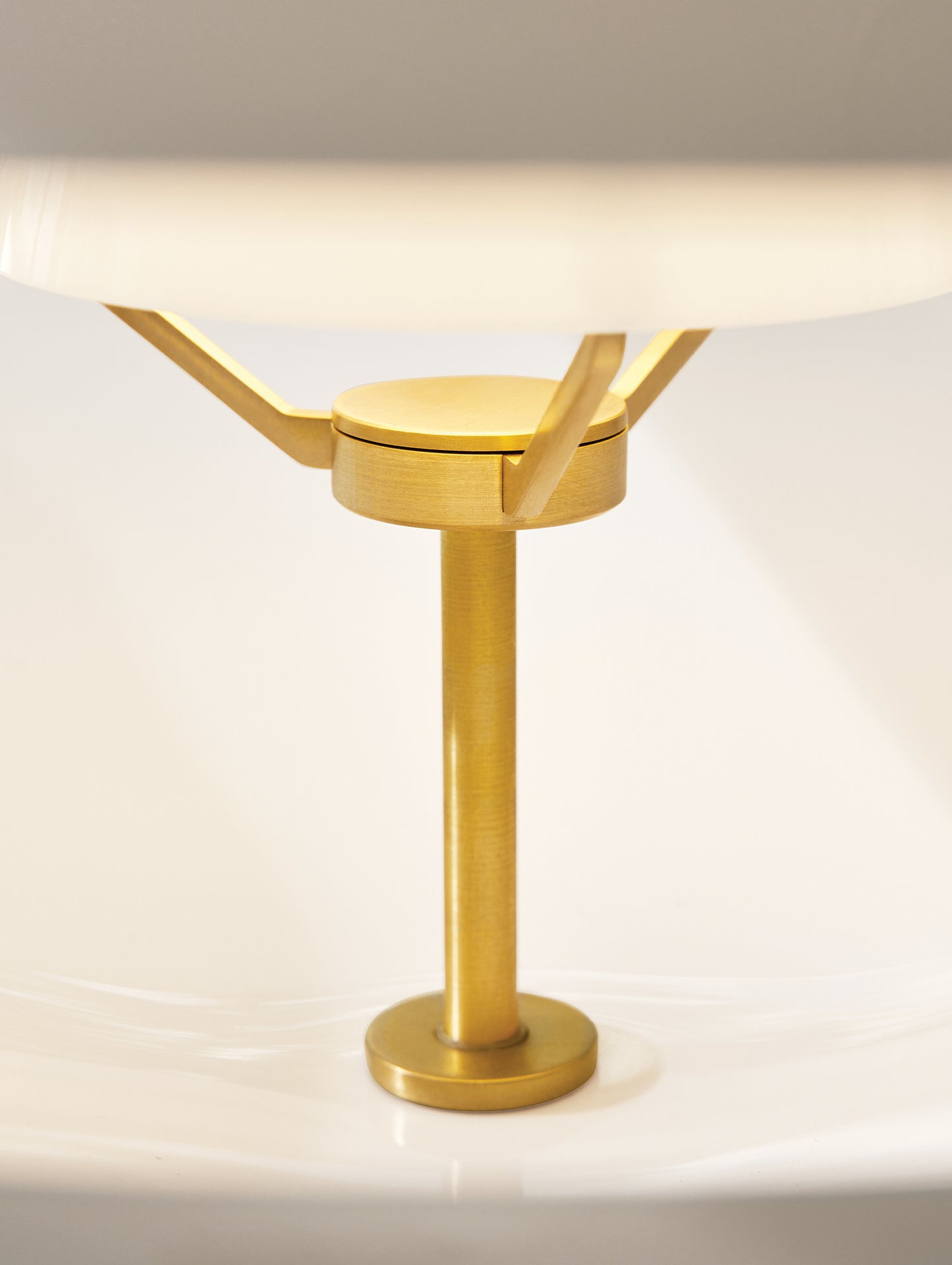 Clam Pendant Lamp by Fritz Hansen