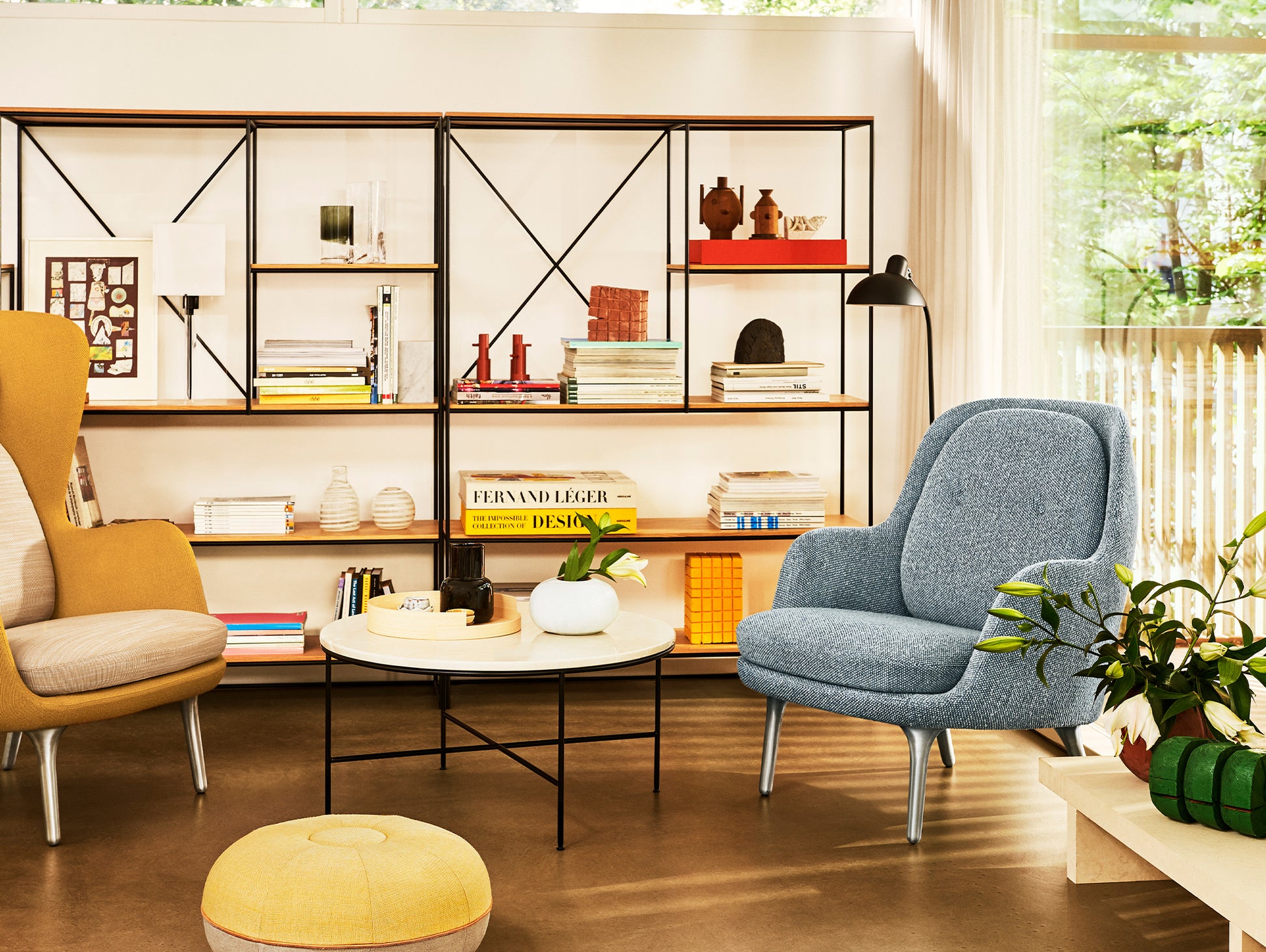 Fri Lounge Chair JH4 - Single Upholstery by Fritz Hansen / Safire 012