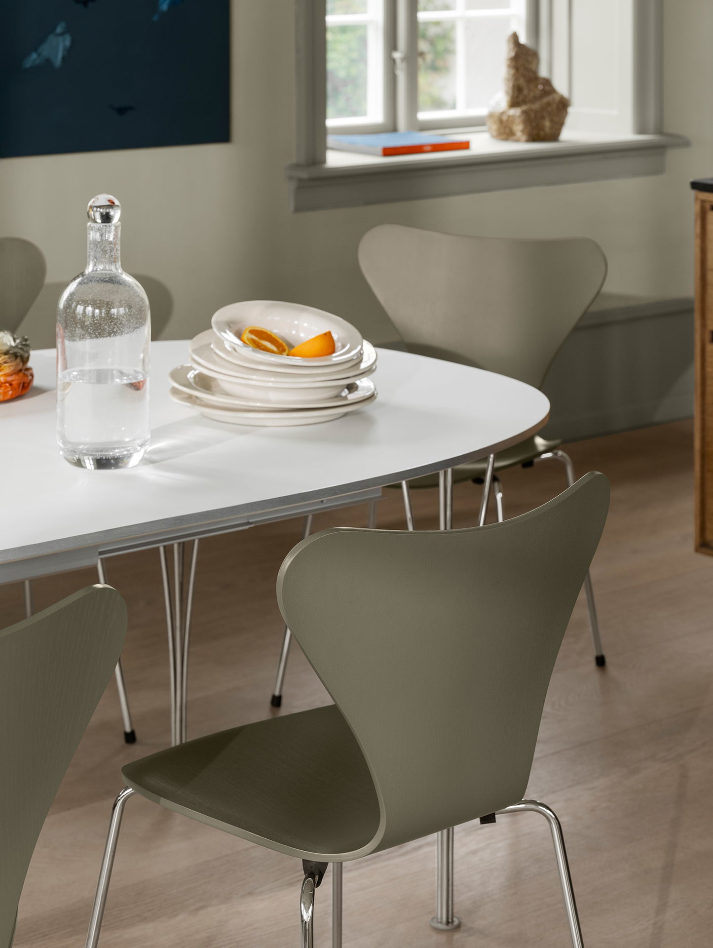 Superellipse Dining Table (Extendable)