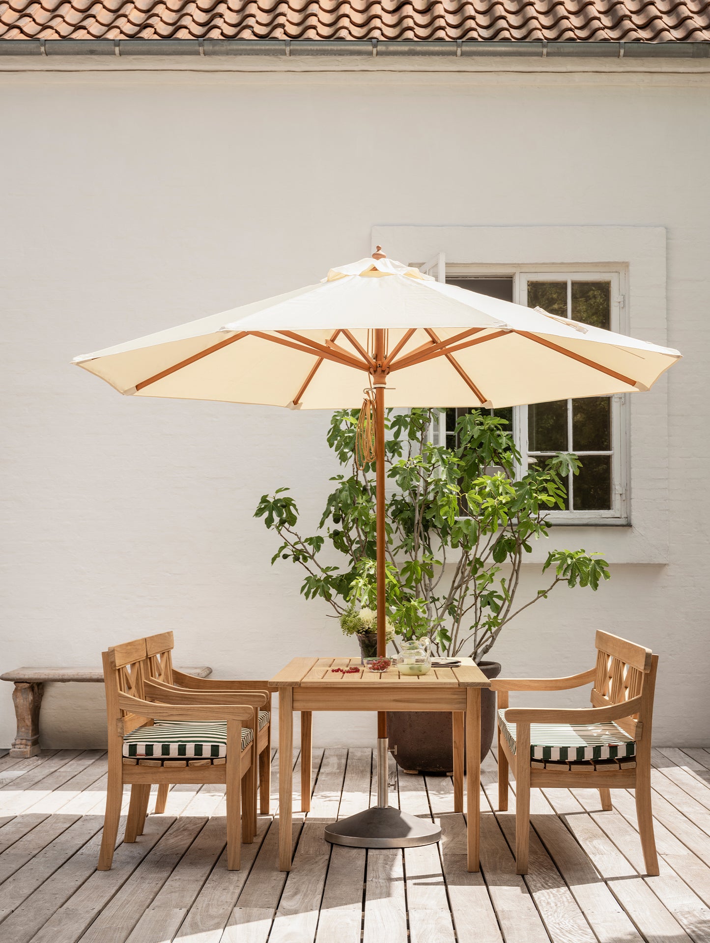Capri Umbrella Foot by Fritz Hansen