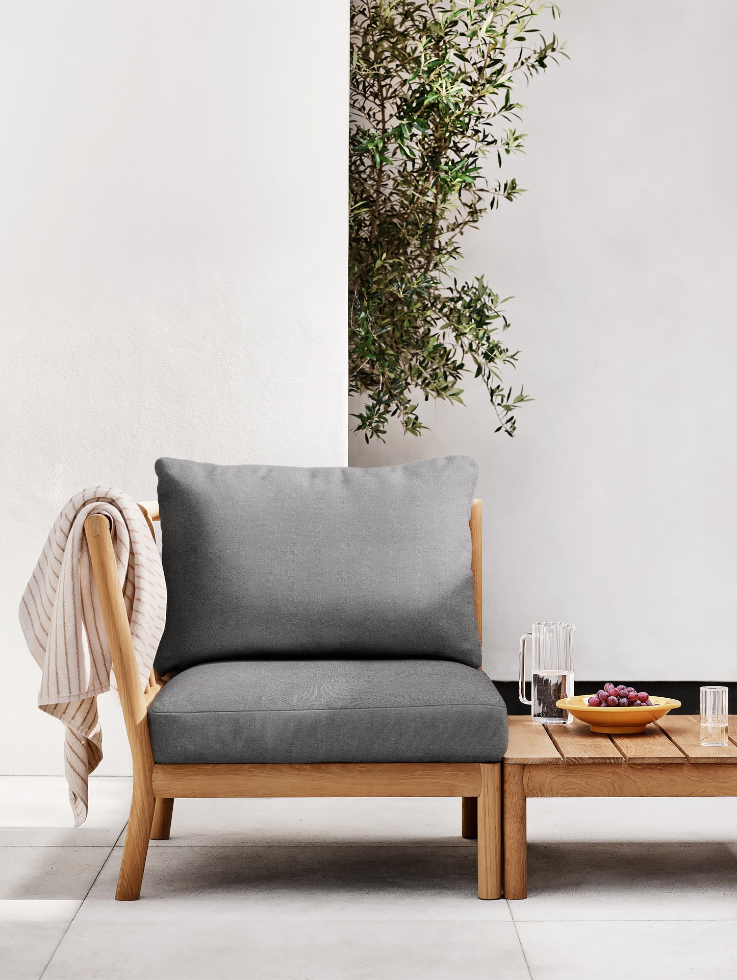 Tradition Outdoor Modular Sofa by Fritz Hansen - End Modules and Lounge Table 27 cm