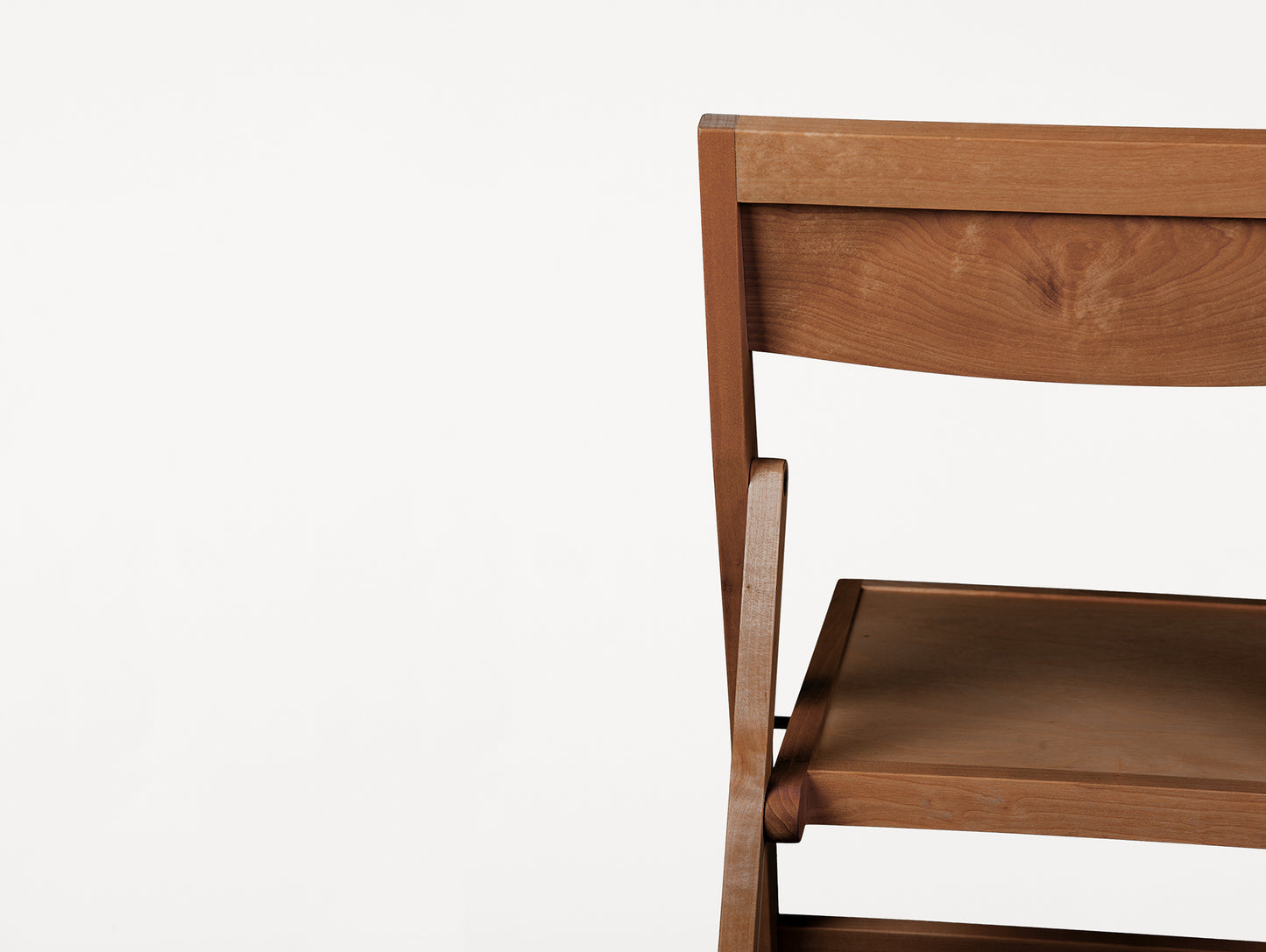 Folding Flat Chair by Frama - Warm Brown Oiled Birch