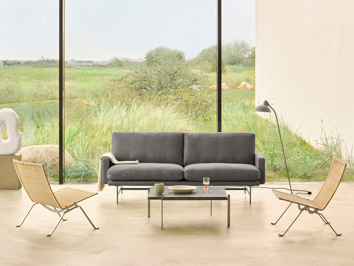 PK22 Lounge Chair - Wicker by Fritz Hansen