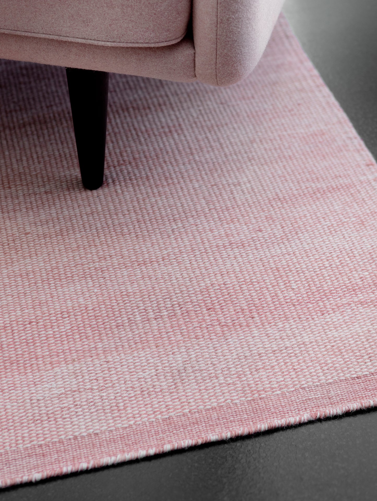 Bellis Rug by Fabula Living - Rose / Off White