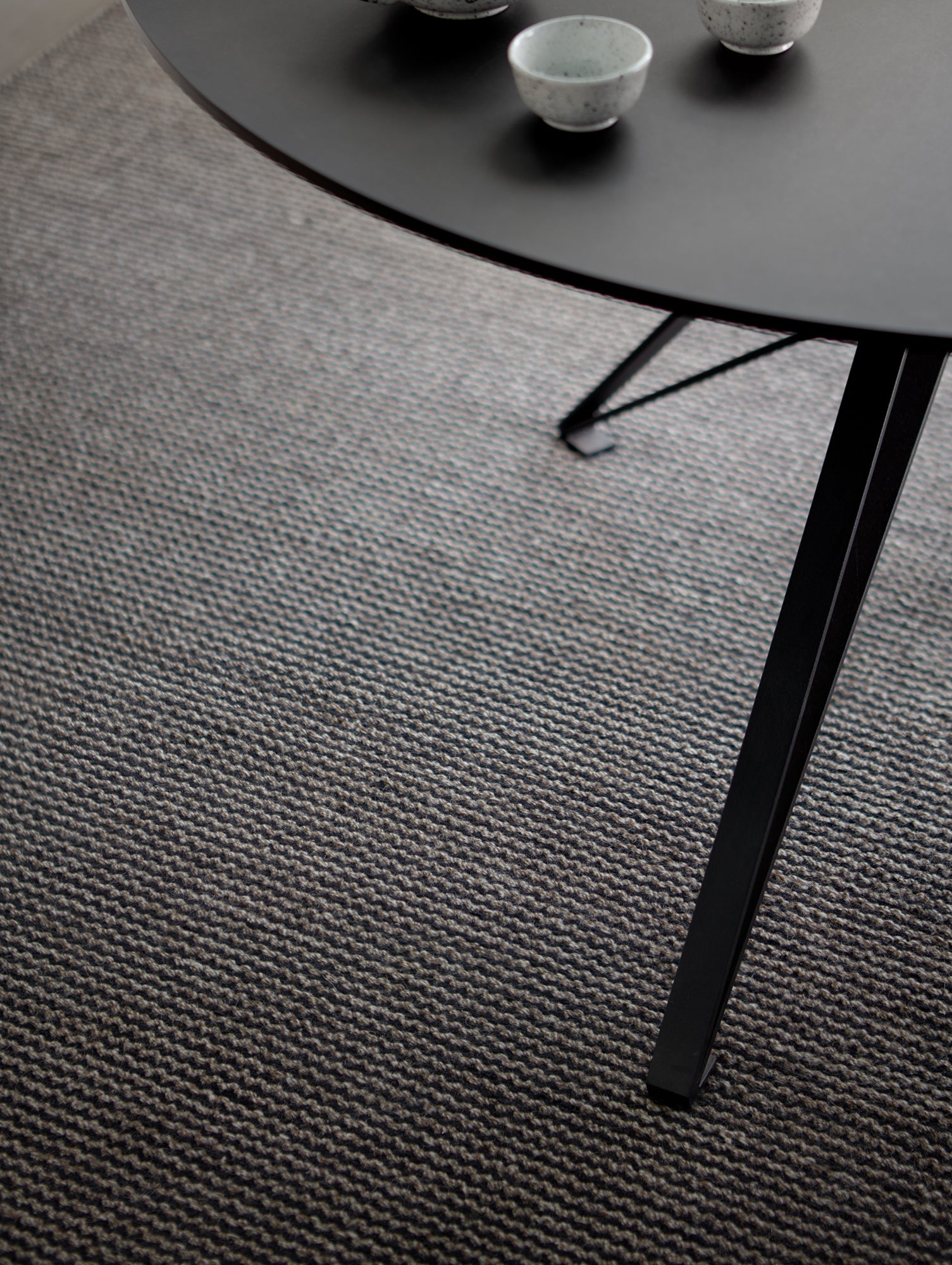 Fabula Fenris Rug - Black / Nature
