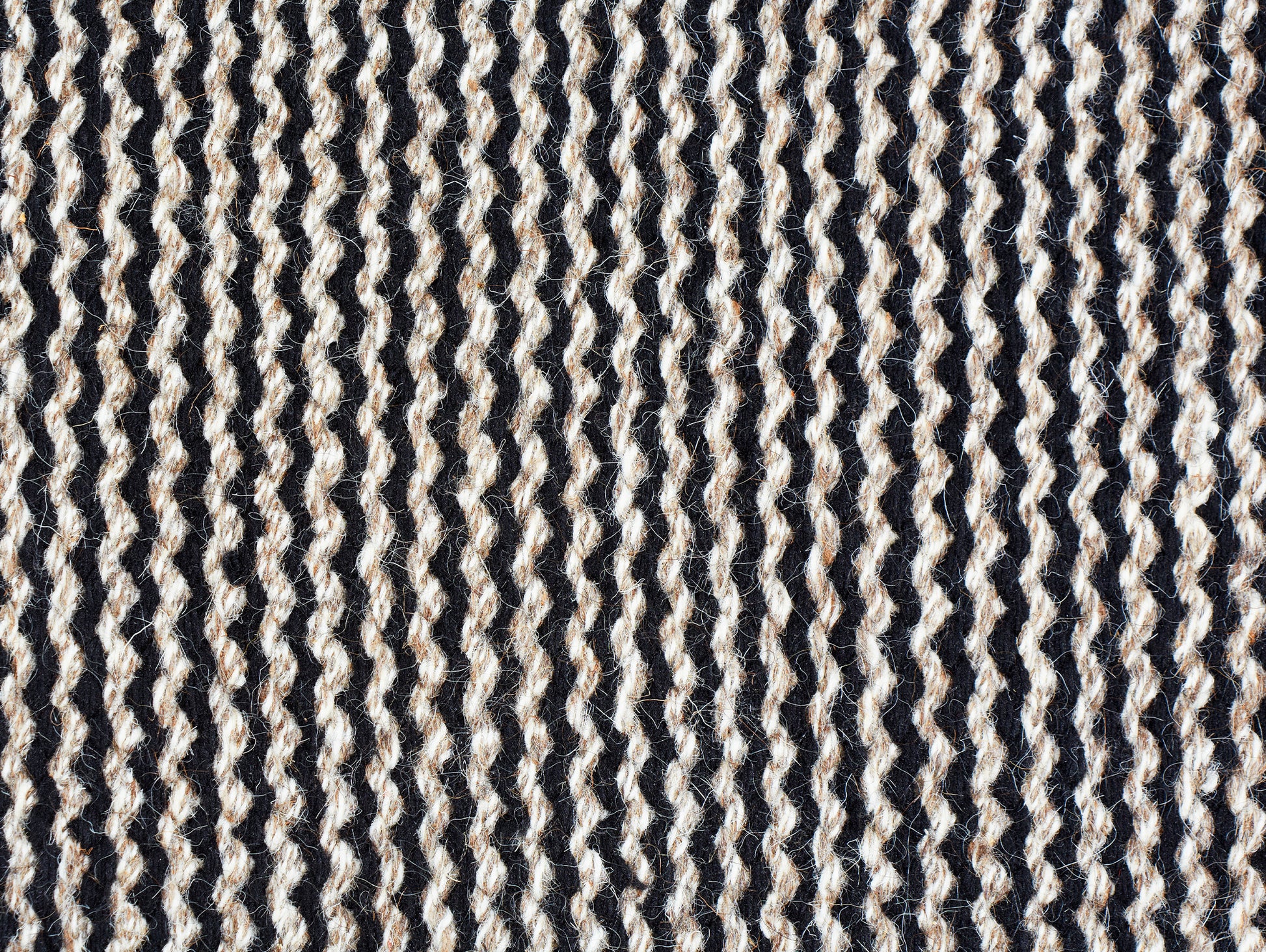 Fenris Rug by Fabula Living - 1525 Black / Nature Fenris