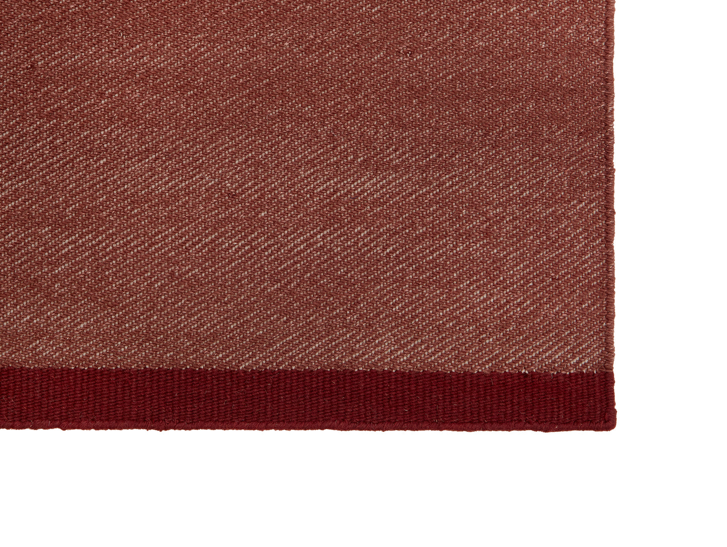 Una Rug by Fabula Living - 3053 Lingonberry