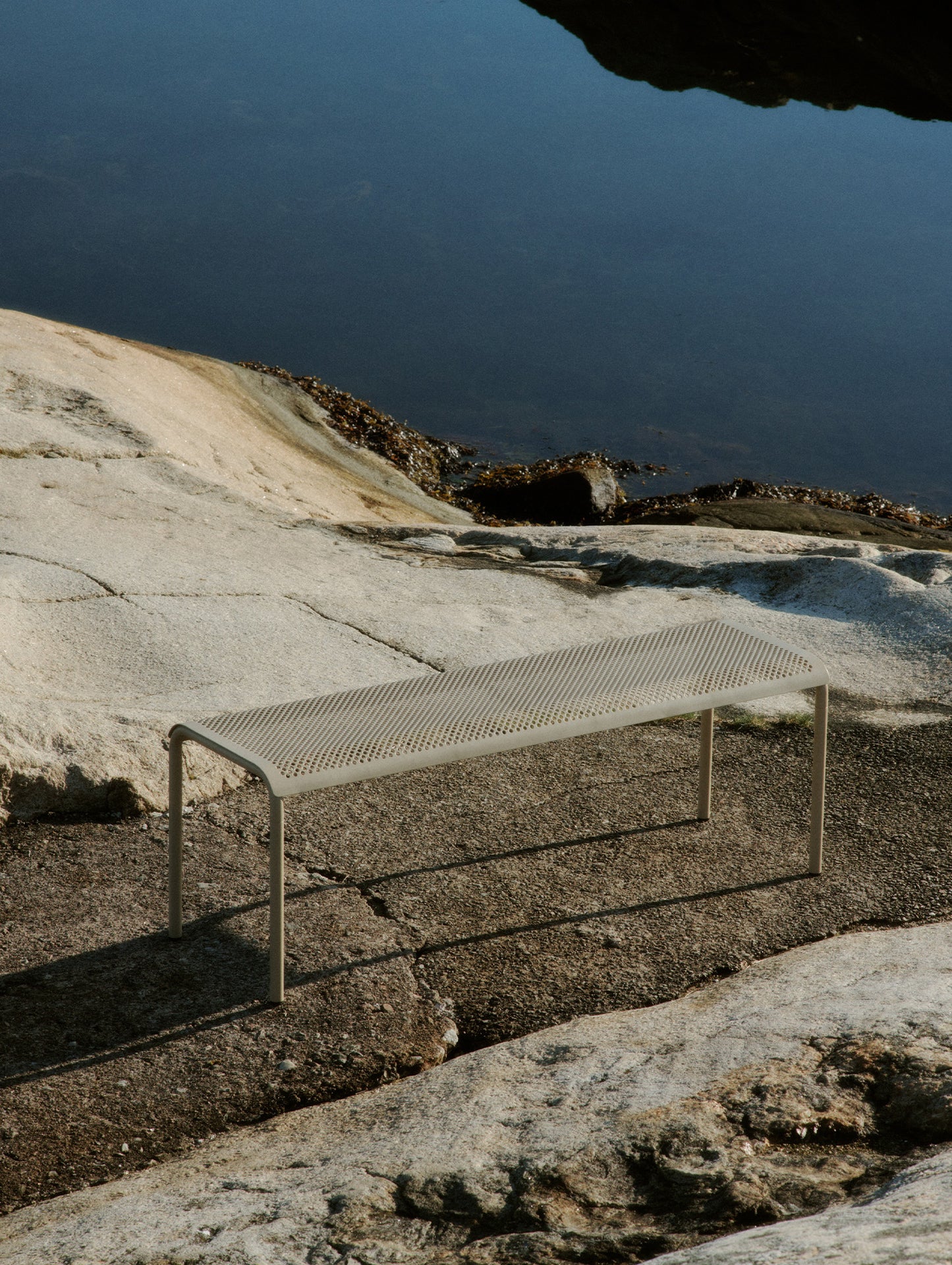 Dapple Bench by Ferm Living - Cashmere