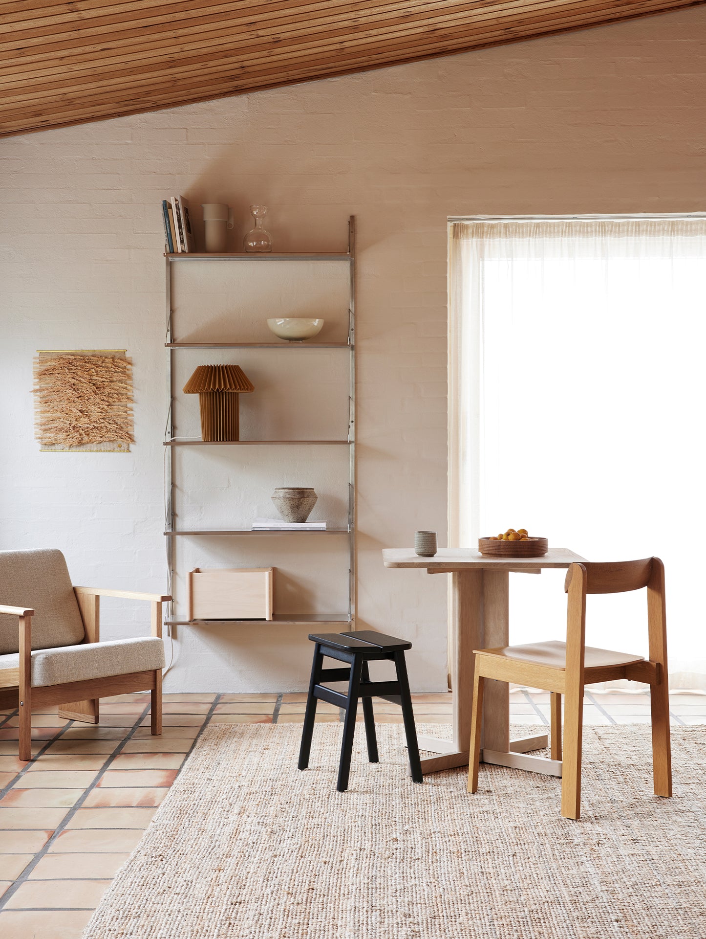 Pillar Storage Box