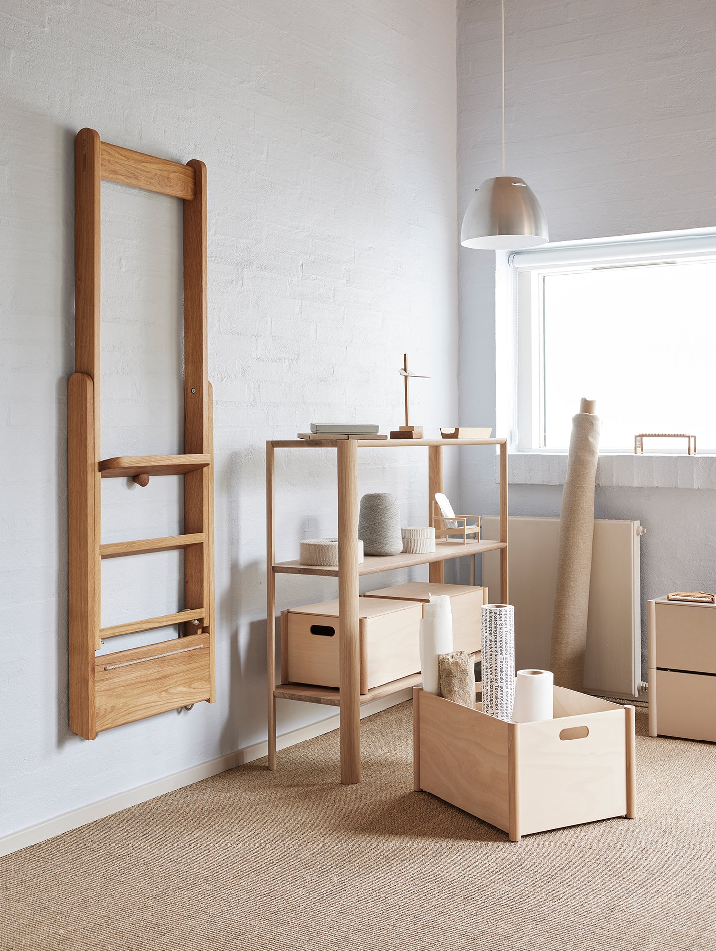Pillar Storage Box