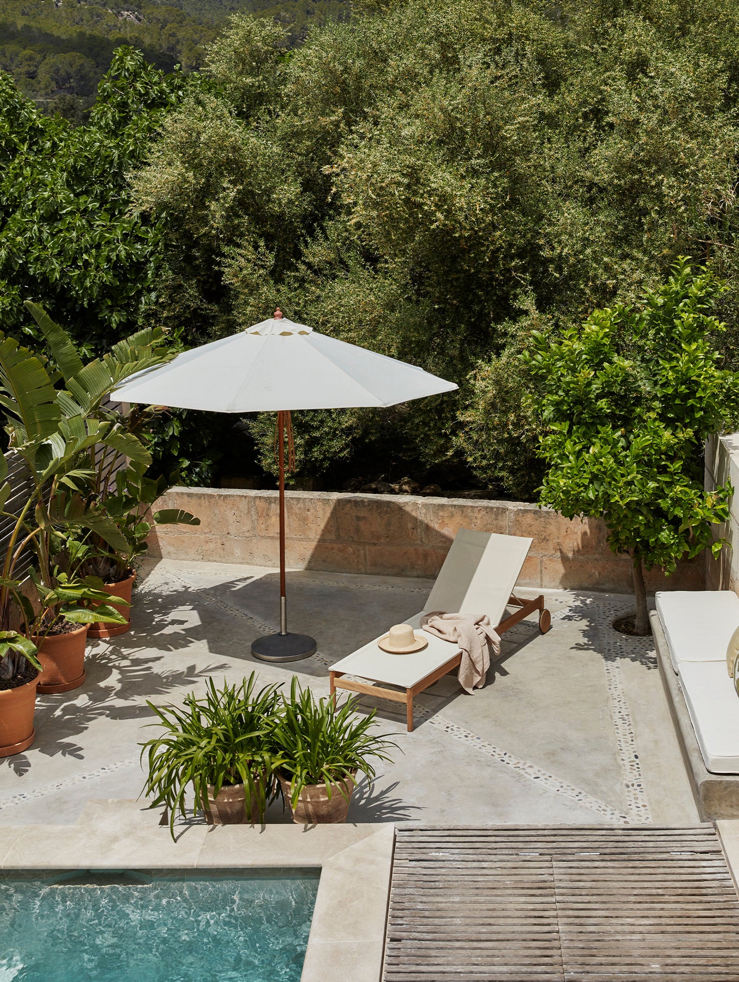 Capri Umbrella Foot by Fritz Hansen