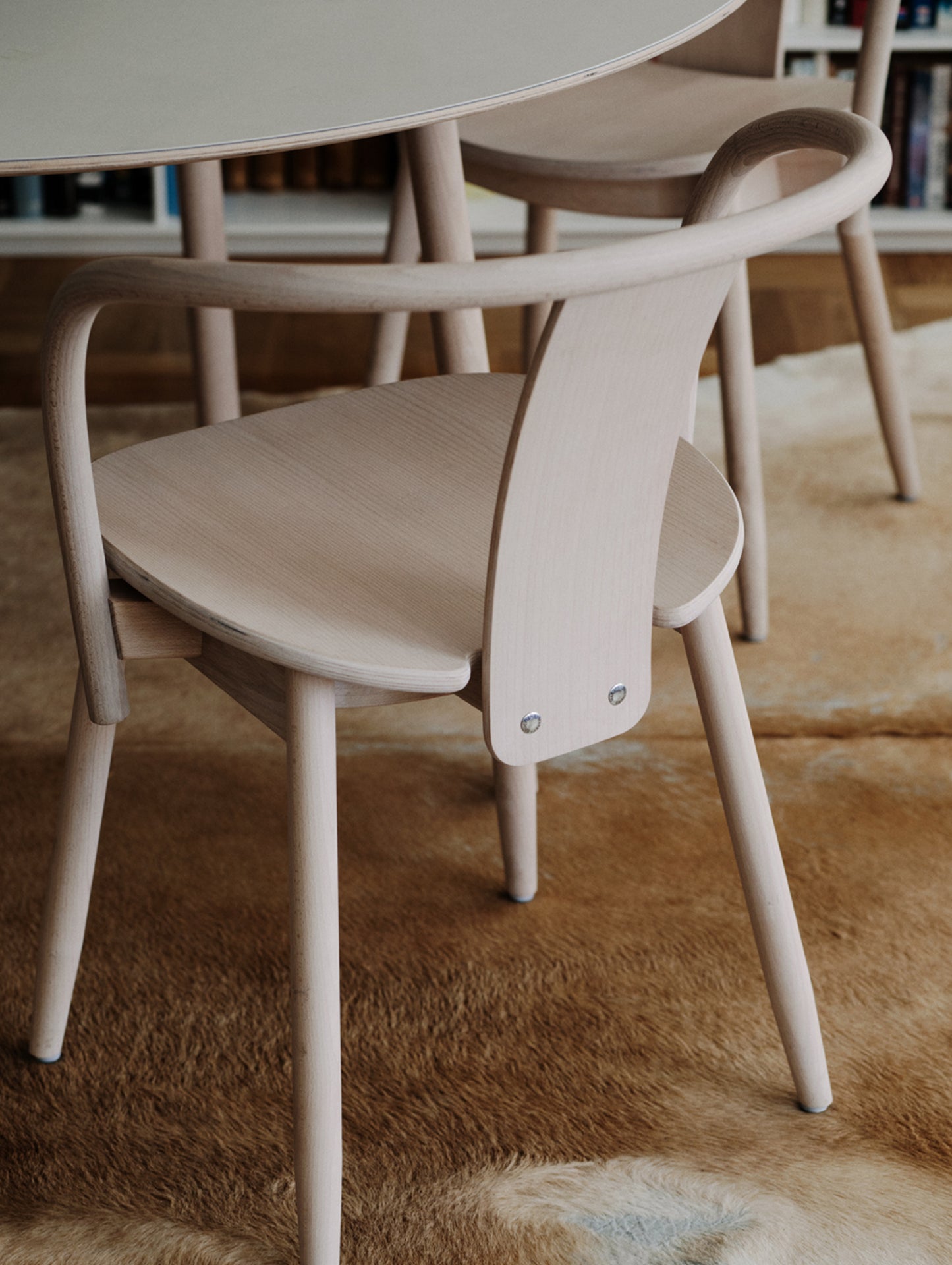 Icha Chair by Massproductions