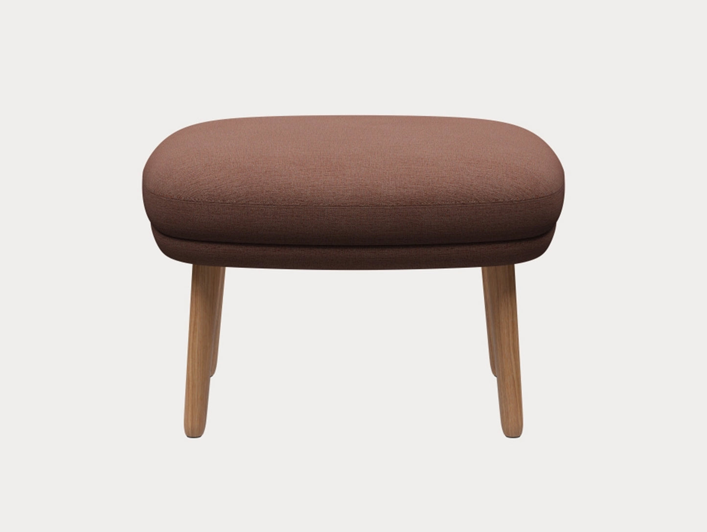Fri Ottoman by Fritz Hansen - JH15 /
Outside: Christianshavn 1132 / Seat: Christianshavn 1132