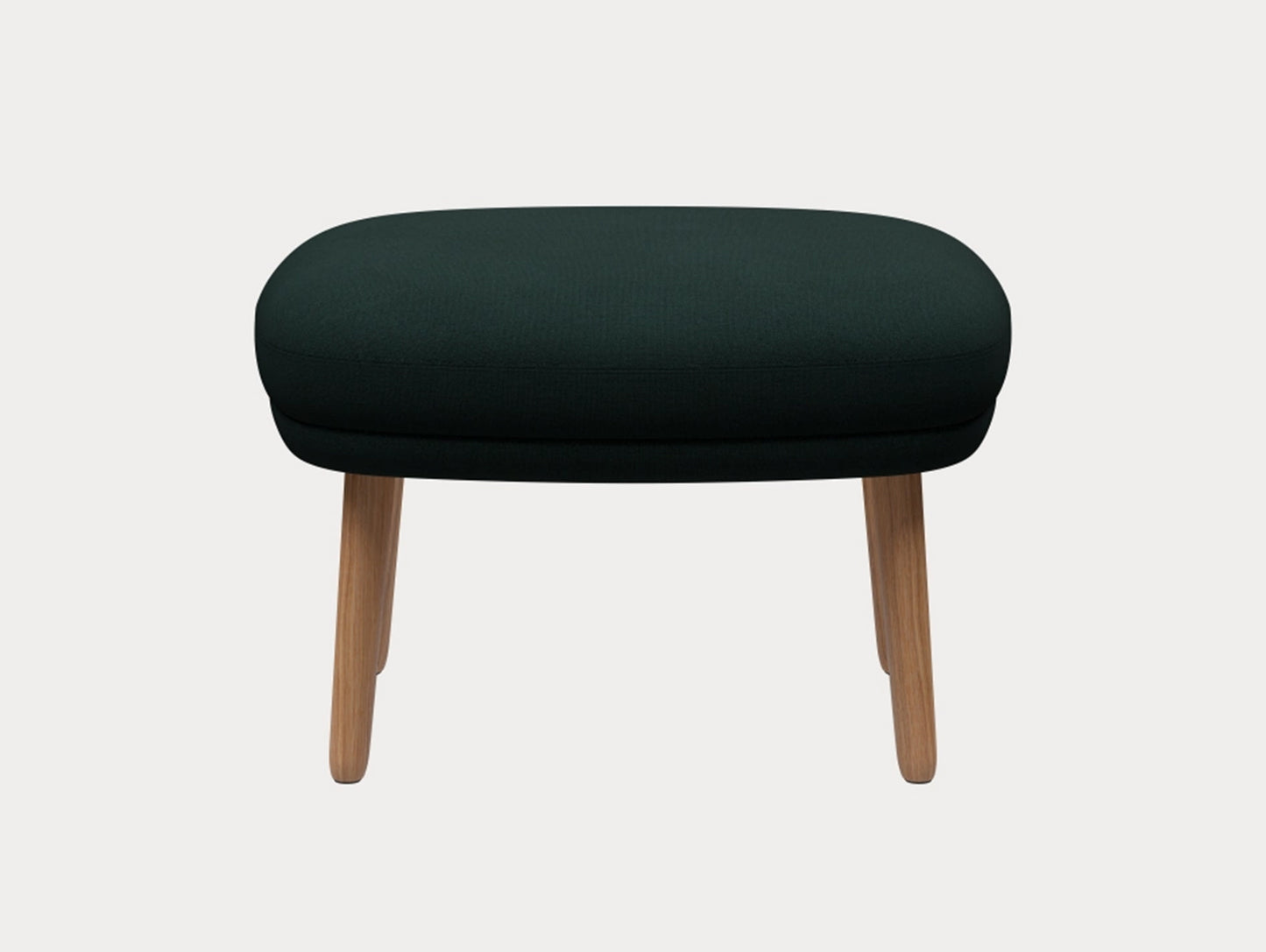 Fri Ottoman by Fritz Hansen - JH15 /
Outside: Christianshavn 1161 / Seat: Christianshavn 1161