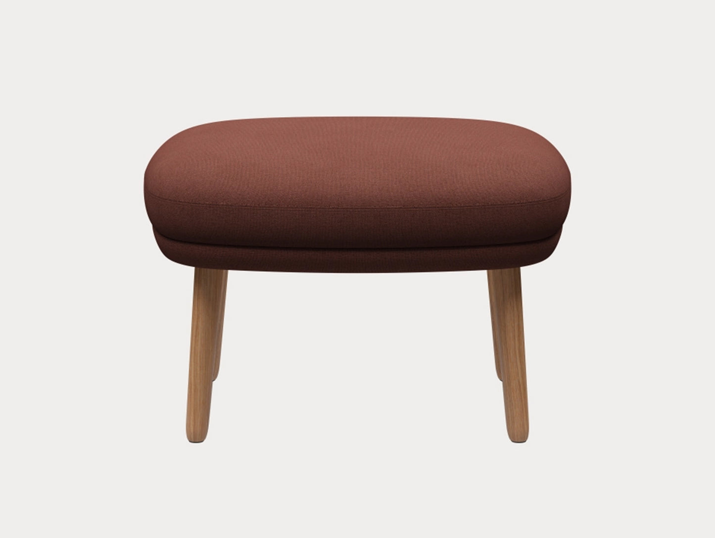 Fri Ottoman by Fritz Hansen - JH15 /
Outside: Christianshavn 1133 / Seat: Christianshavn 1133